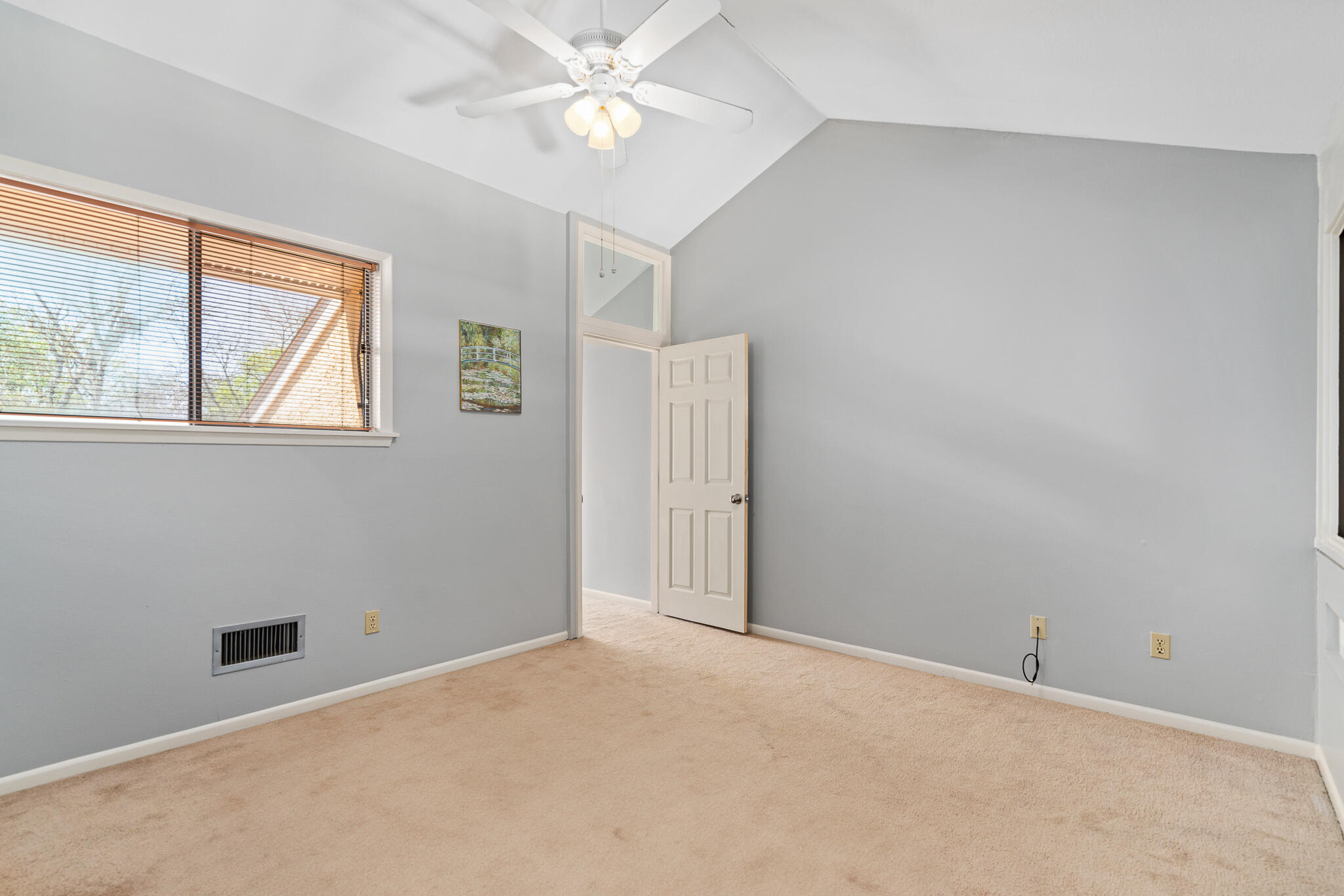 MARINA VILLAS CONDO AT BLUEWATER BAY - Residential Lease