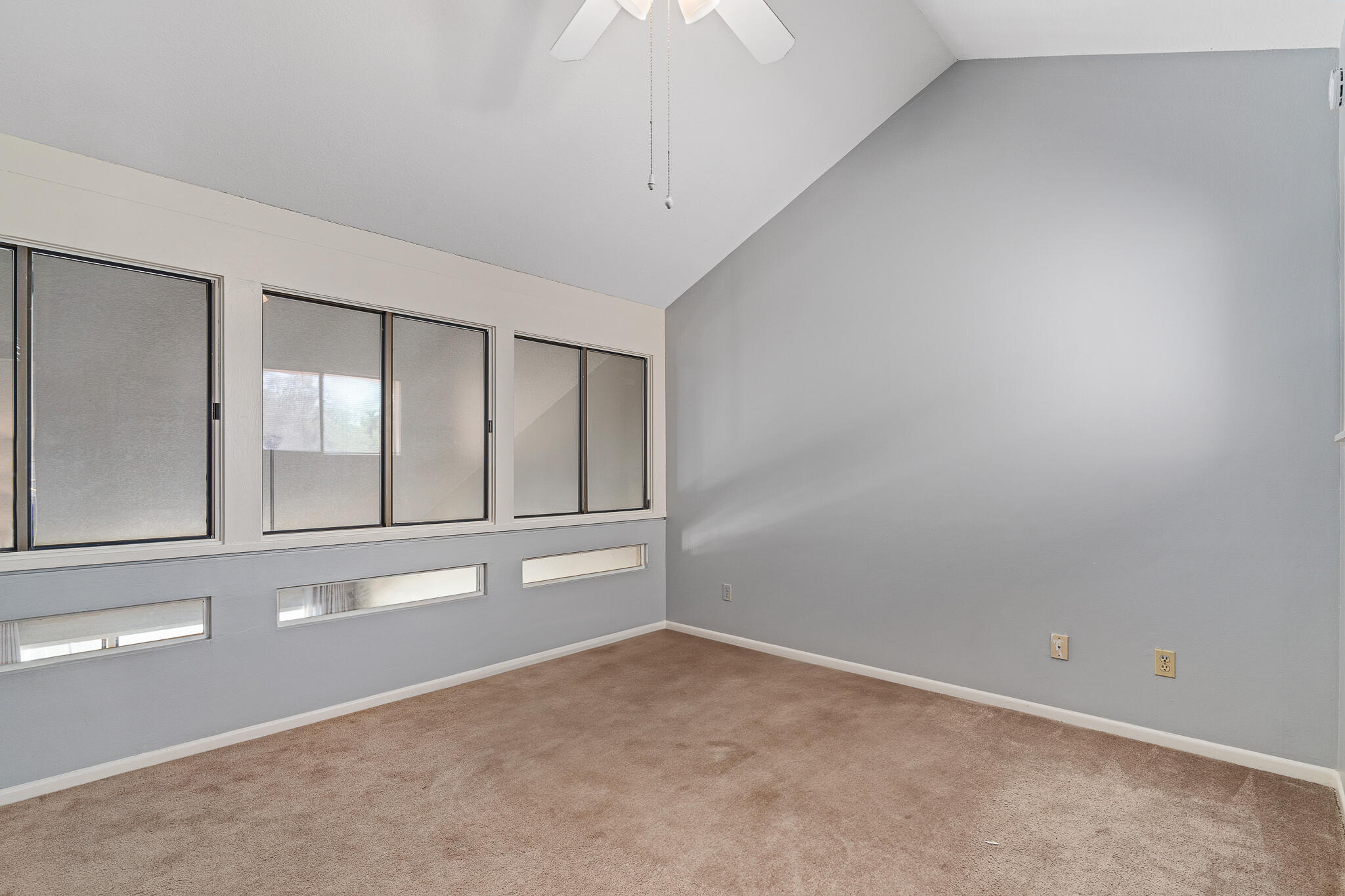 MARINA VILLAS CONDO AT BLUEWATER BAY - Residential Lease