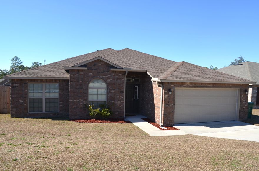 PERFECT LOCATION and SELLER WILL PAY $5000 TOWARDS BUYER CLOSING COSTS!** Southern most neighborhood in Crestview, super quick and easy commute to 7th Group Compound, Eglin AFB, and world famous beaches! Meticulously maintained home offers 2 living rooms + formal dining room, in addition to 4 spacious bedrooms. Upscale kitchen is large enough to accommodate an eat-in area and countertop bar seating. Highlights include granite countertops, all stainless appliances, tile flooring, pendant lights, and cabinets with crown molding. Master bedroom/bath area is spacious and features dual vanities, walk-in closet, garden soaking tub, and standalone shower. Home comes complete with termite bond AND builder's transferrable home warranty. Come check this home out today!