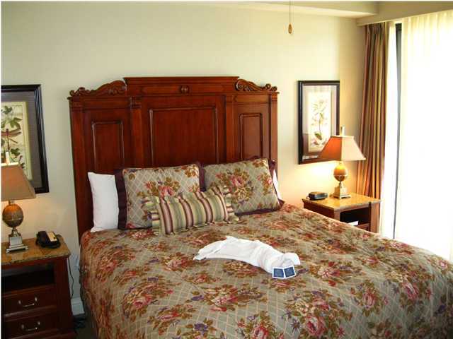 EMERALD GRANDE - Residential