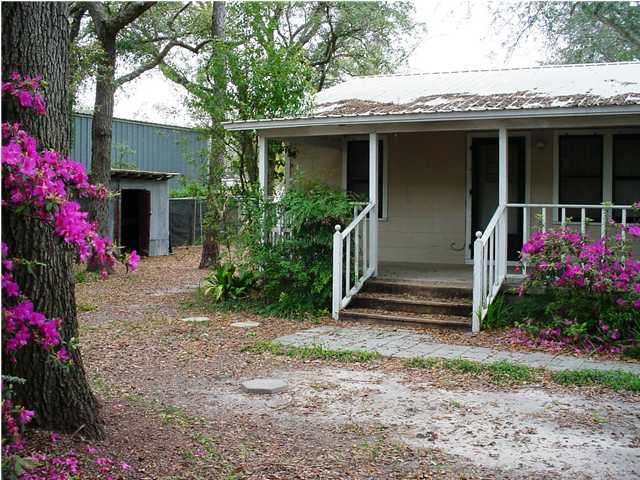 METES & BOUNDS - Residential Lease