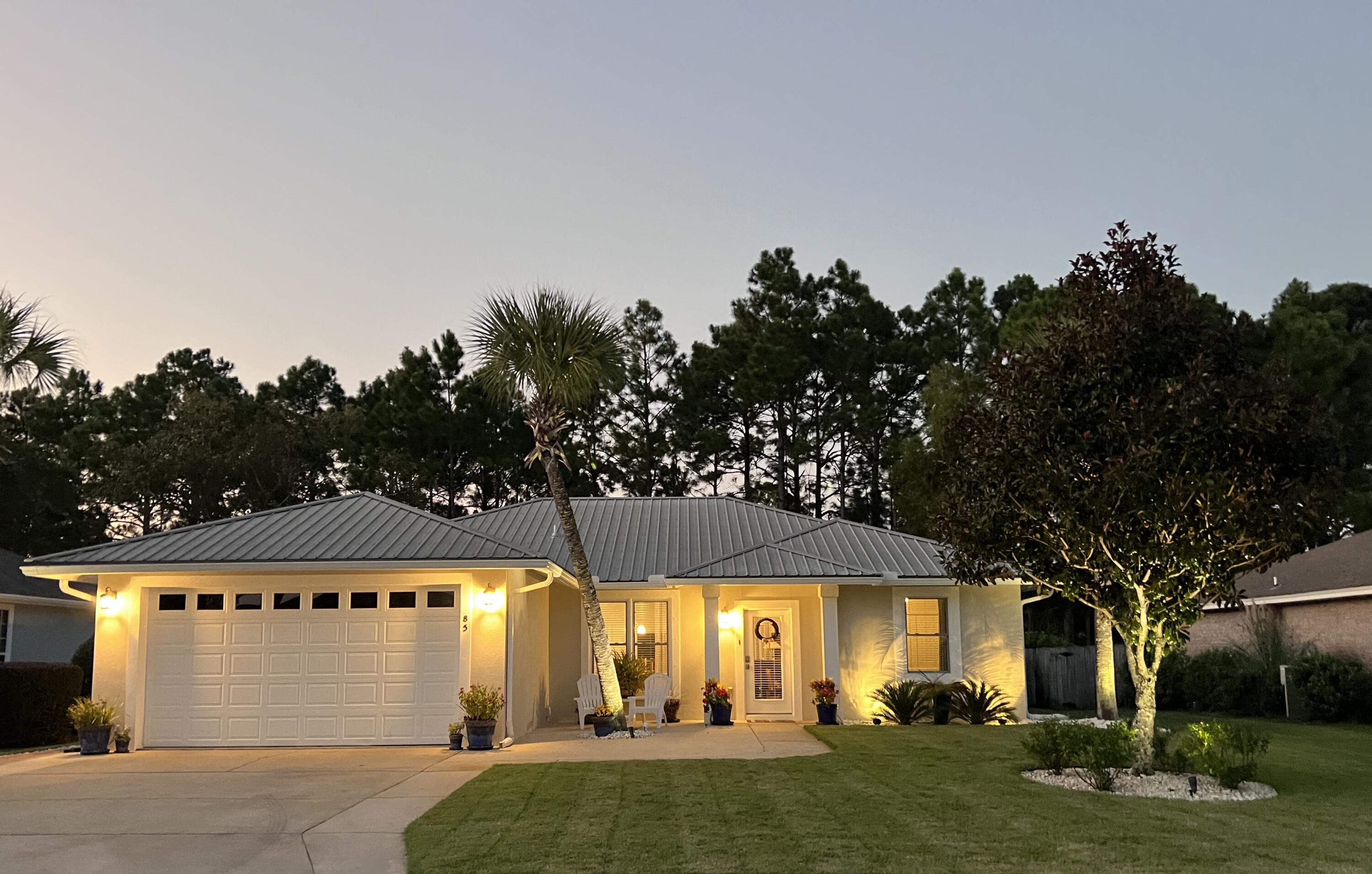 EMERALD WALK - Residential