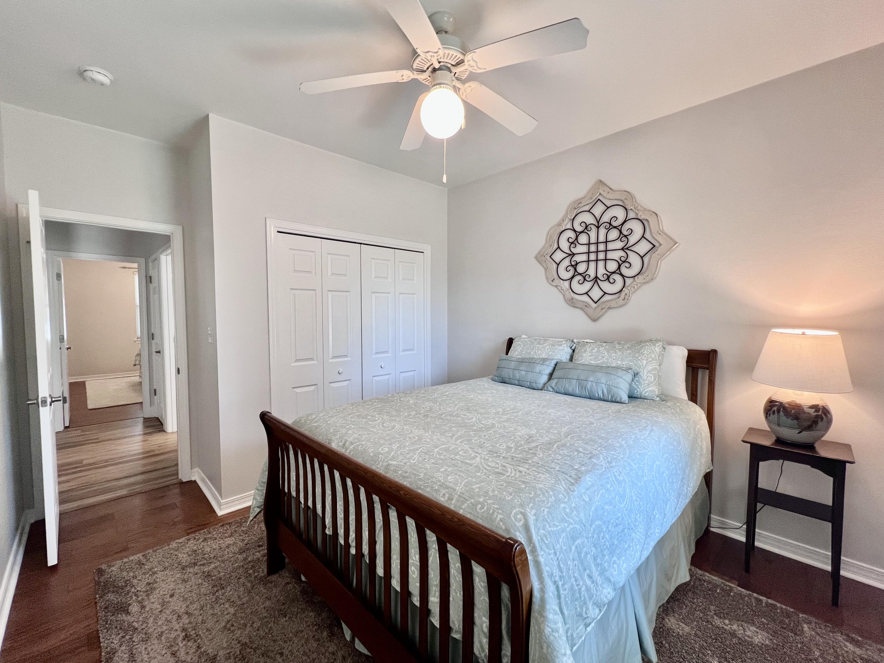 EMERALD WALK - Residential