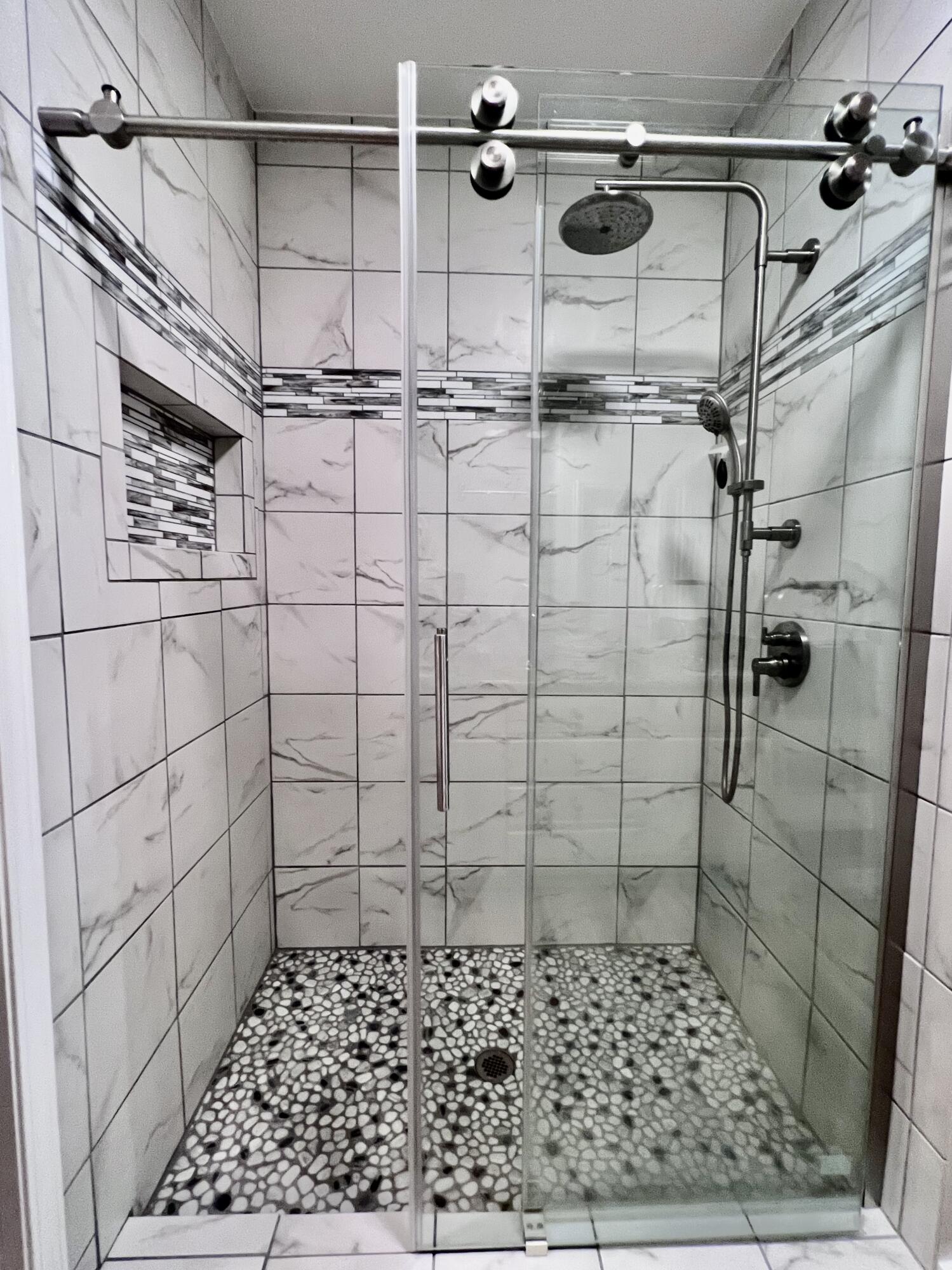 EMERALD WALK - Residential