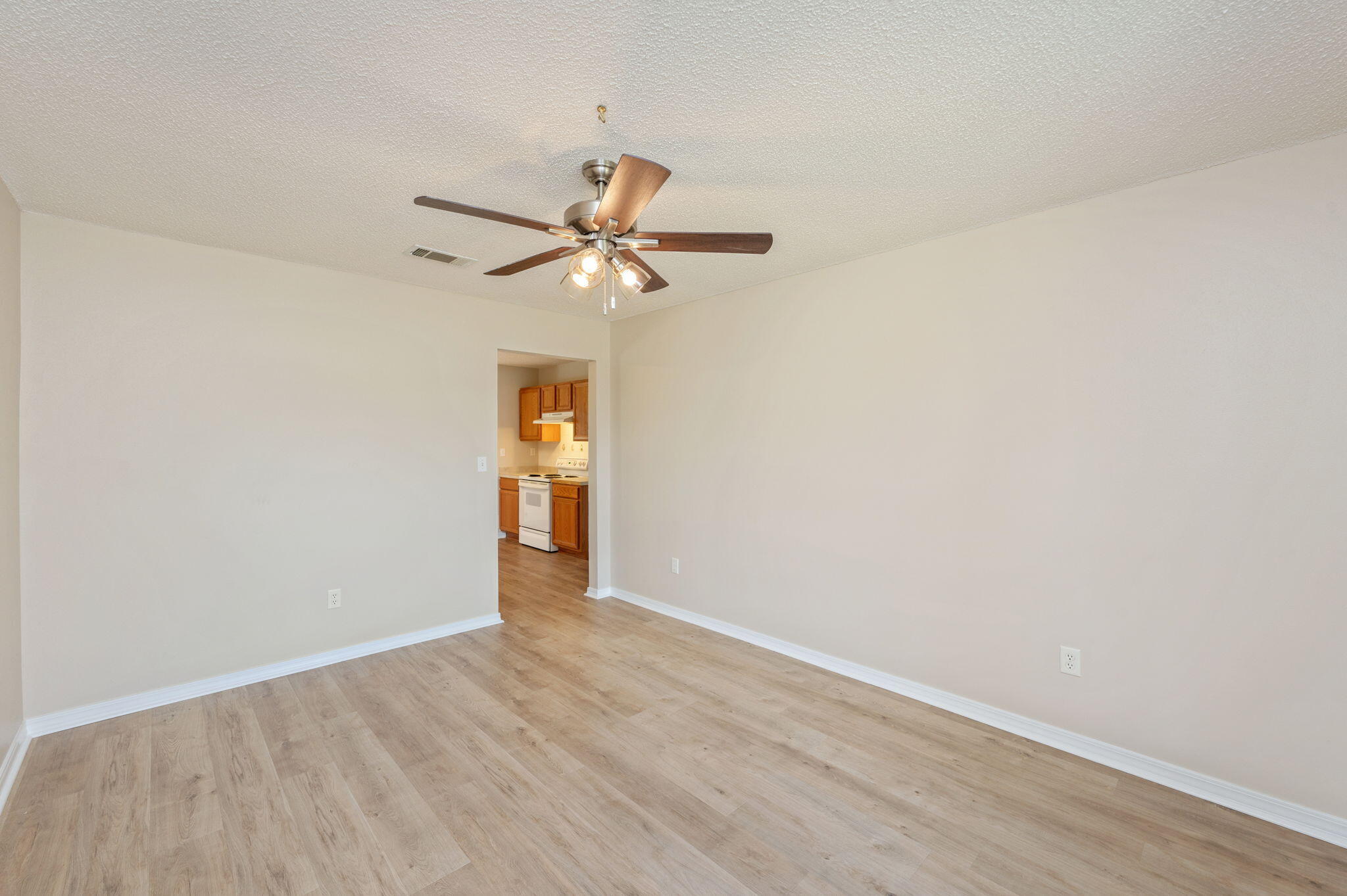 NORTHVIEW ESTATES 7TH ADDN - Residential