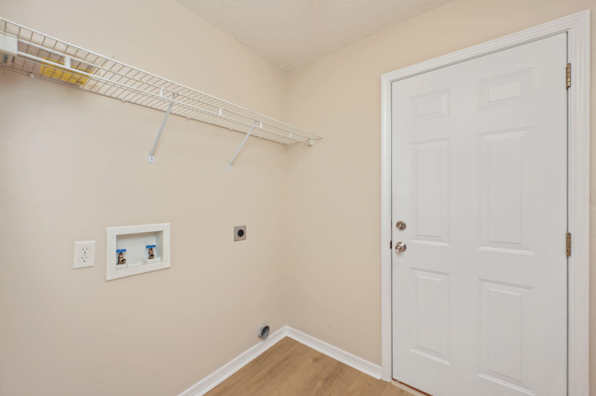 NORTHVIEW ESTATES 7TH ADDN - Residential