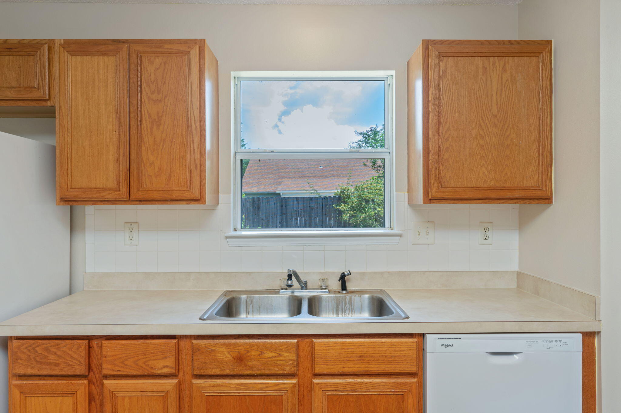 NORTHVIEW ESTATES 7TH ADDN - Residential
