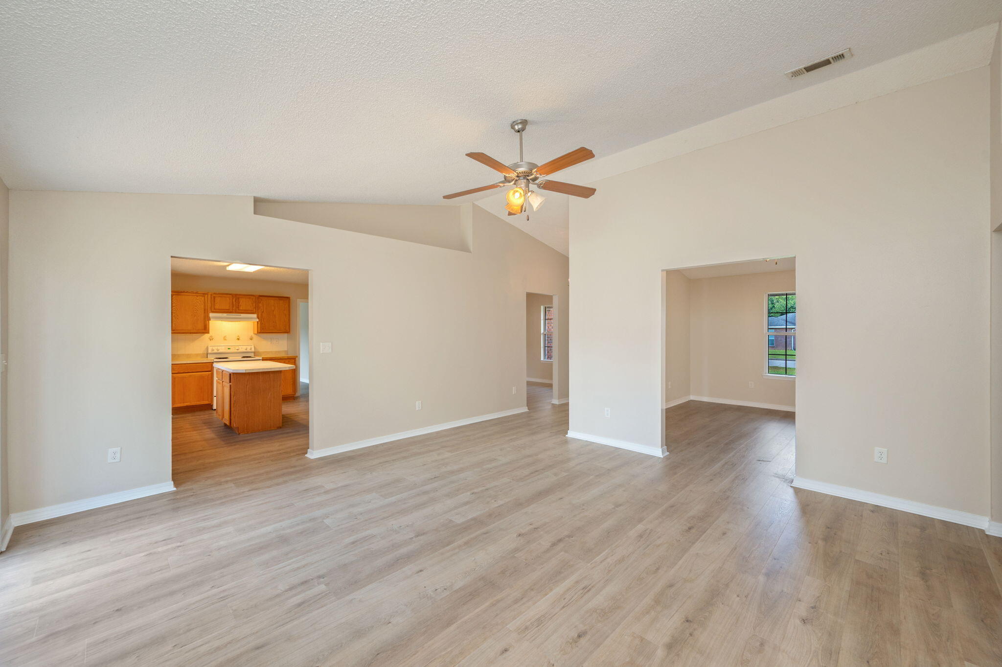 NORTHVIEW ESTATES 7TH ADDN - Residential