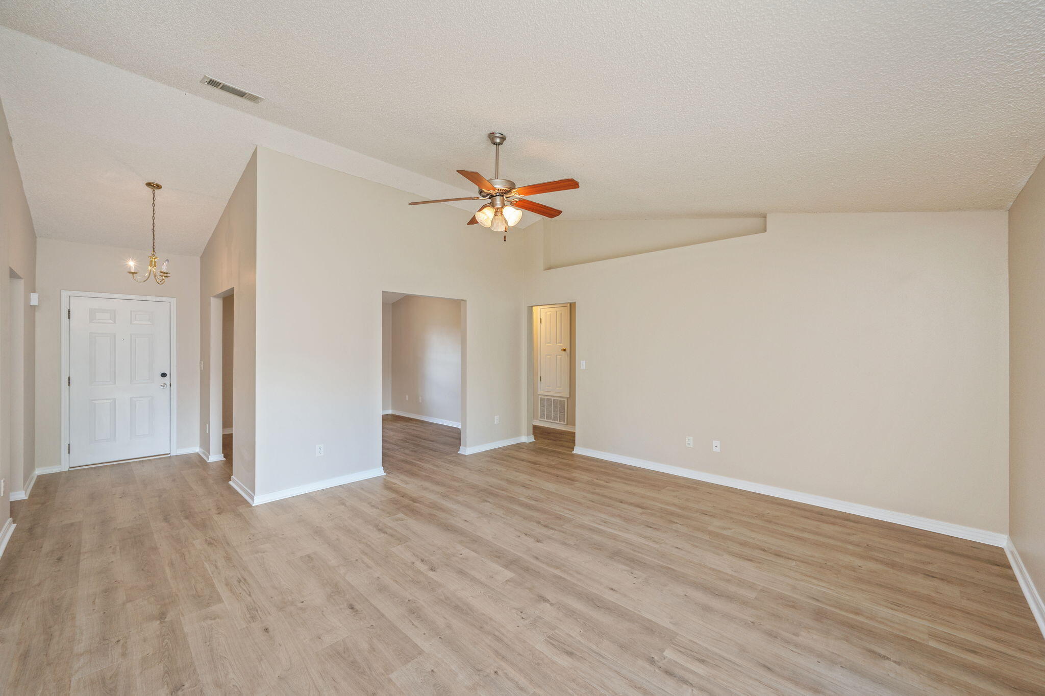 NORTHVIEW ESTATES 7TH ADDN - Residential