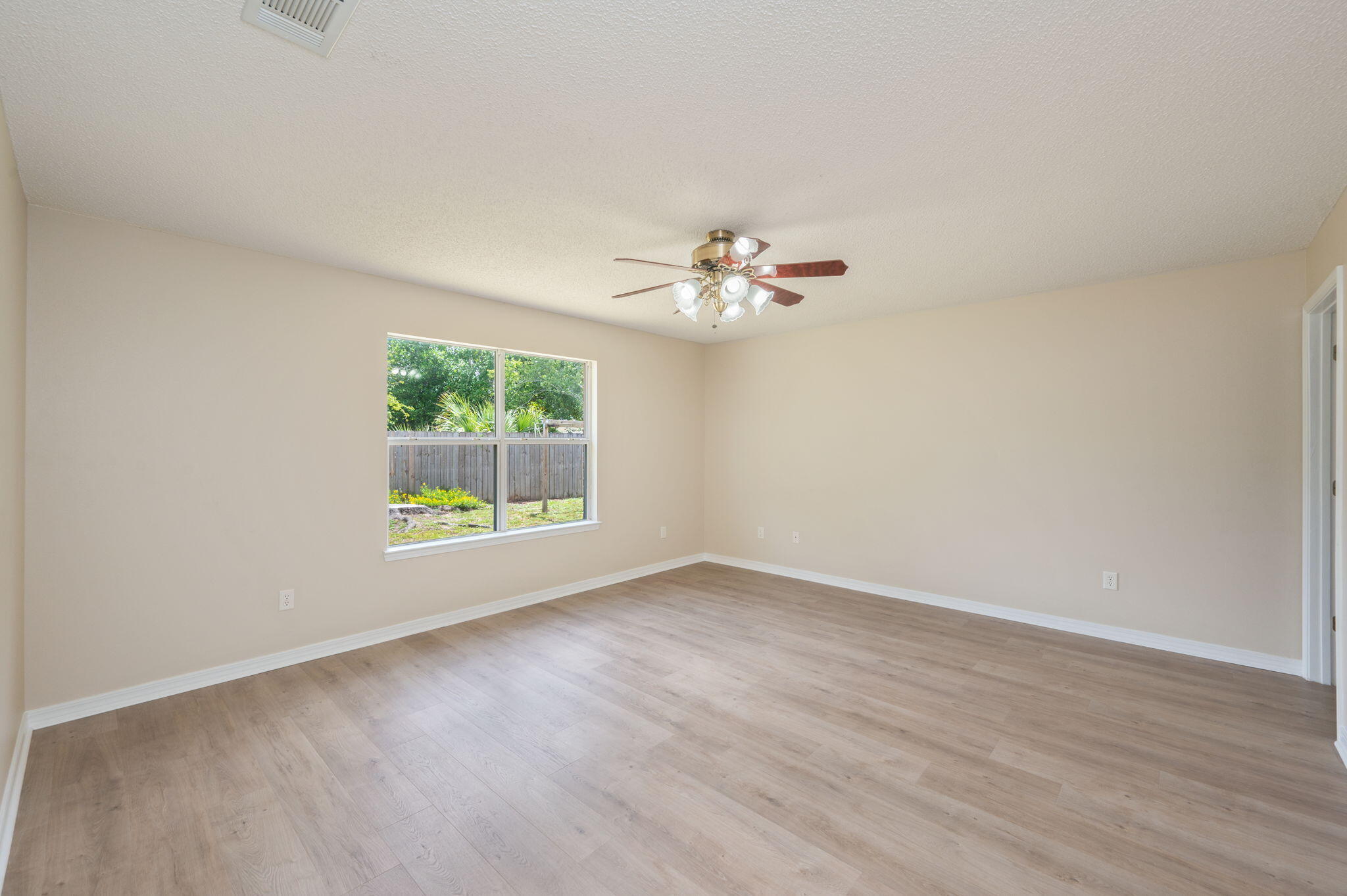 NORTHVIEW ESTATES 7TH ADDN - Residential