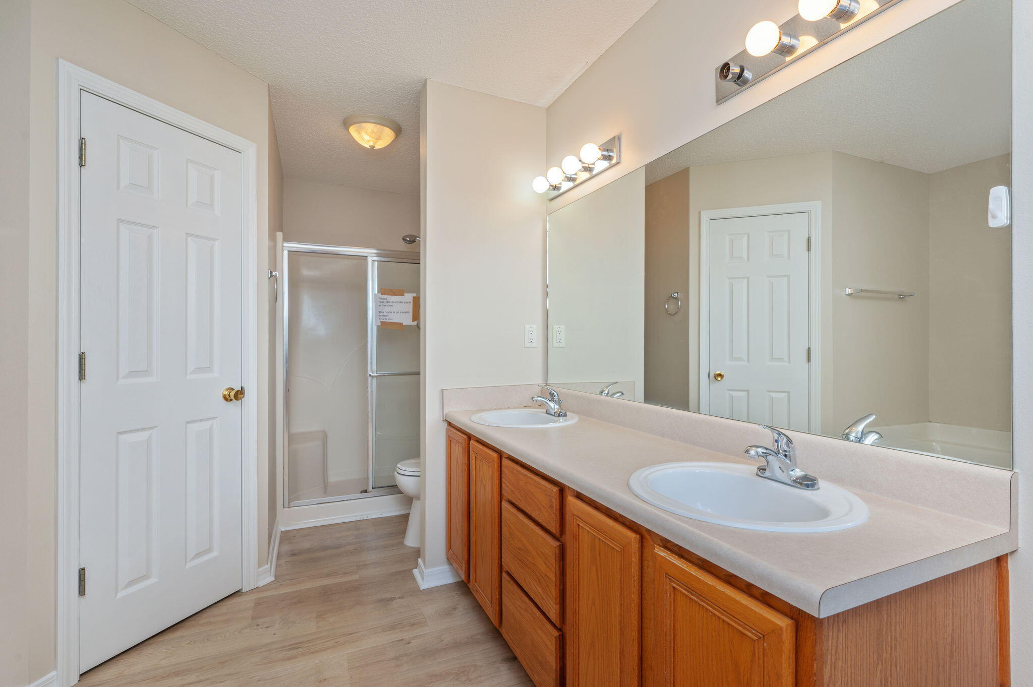 NORTHVIEW ESTATES 7TH ADDN - Residential