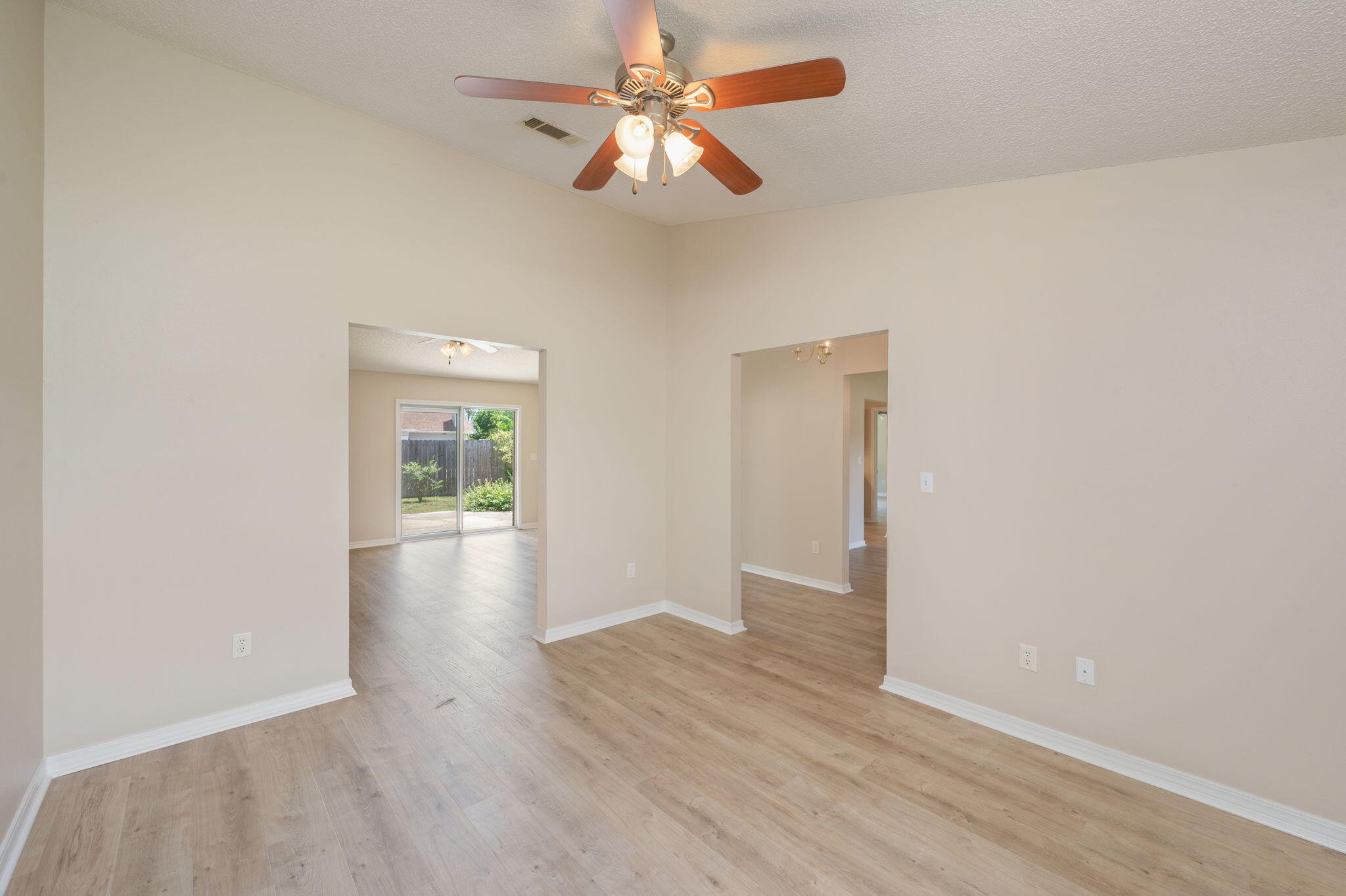 NORTHVIEW ESTATES 7TH ADDN - Residential