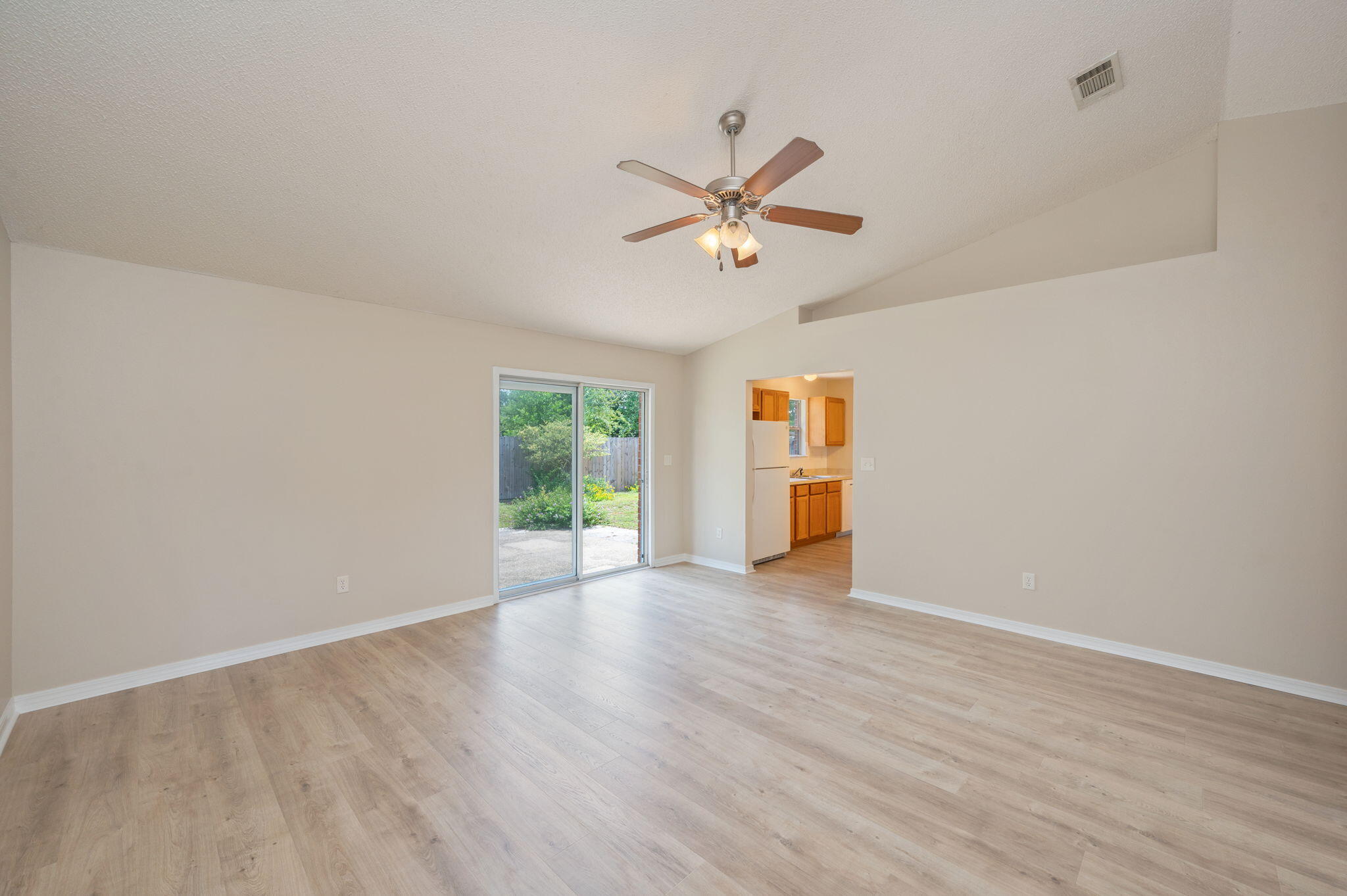 NORTHVIEW ESTATES 7TH ADDN - Residential