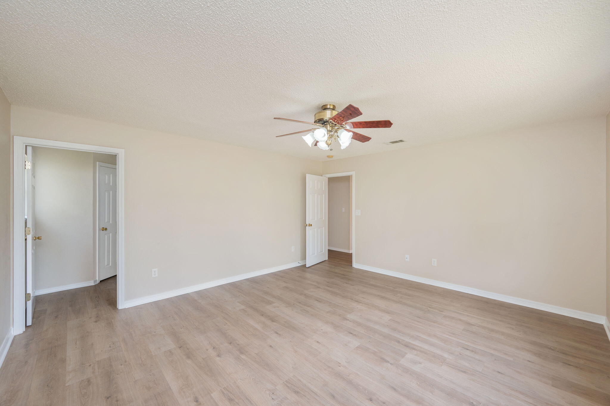 NORTHVIEW ESTATES 7TH ADDN - Residential