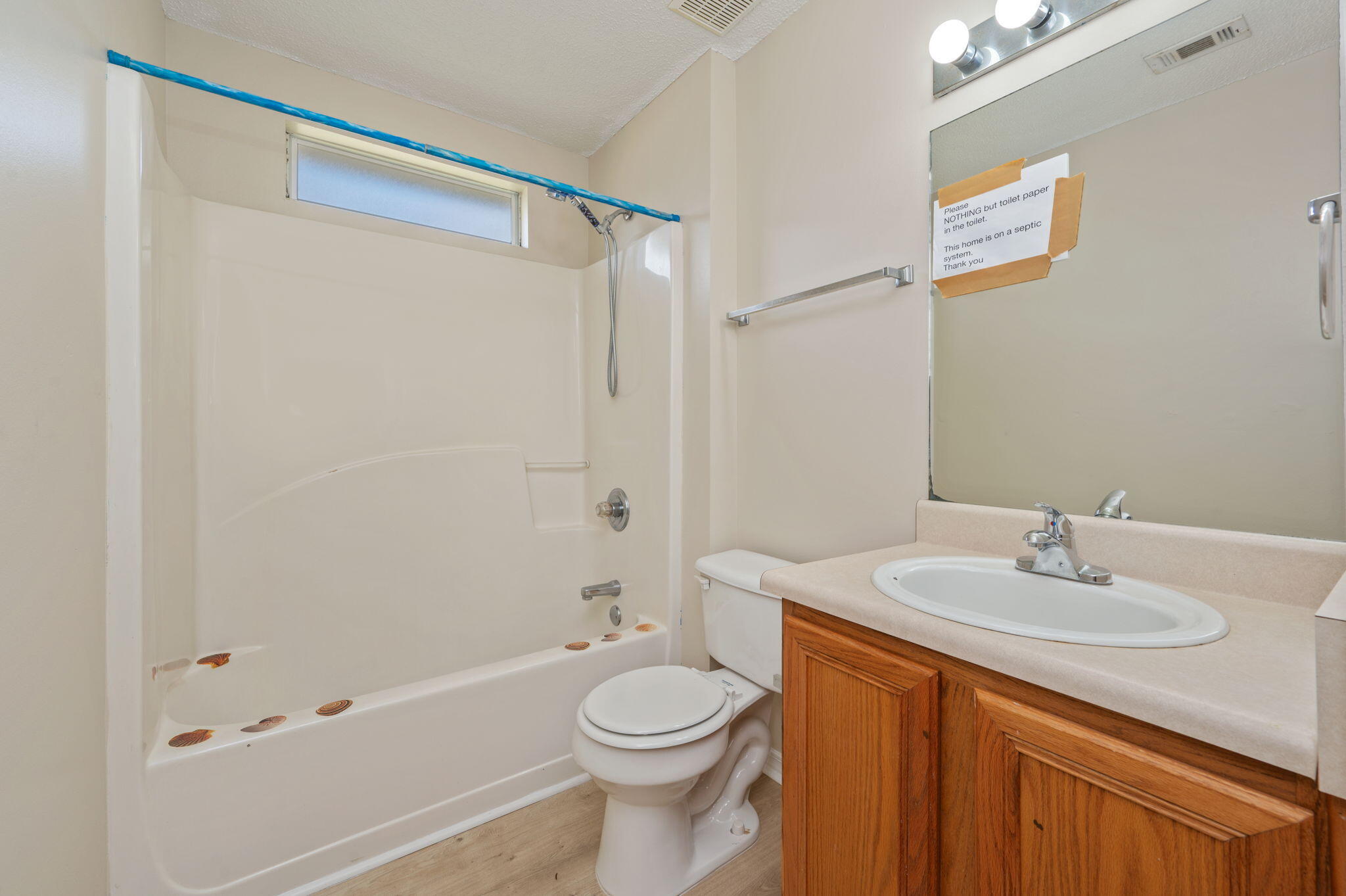 NORTHVIEW ESTATES 7TH ADDN - Residential