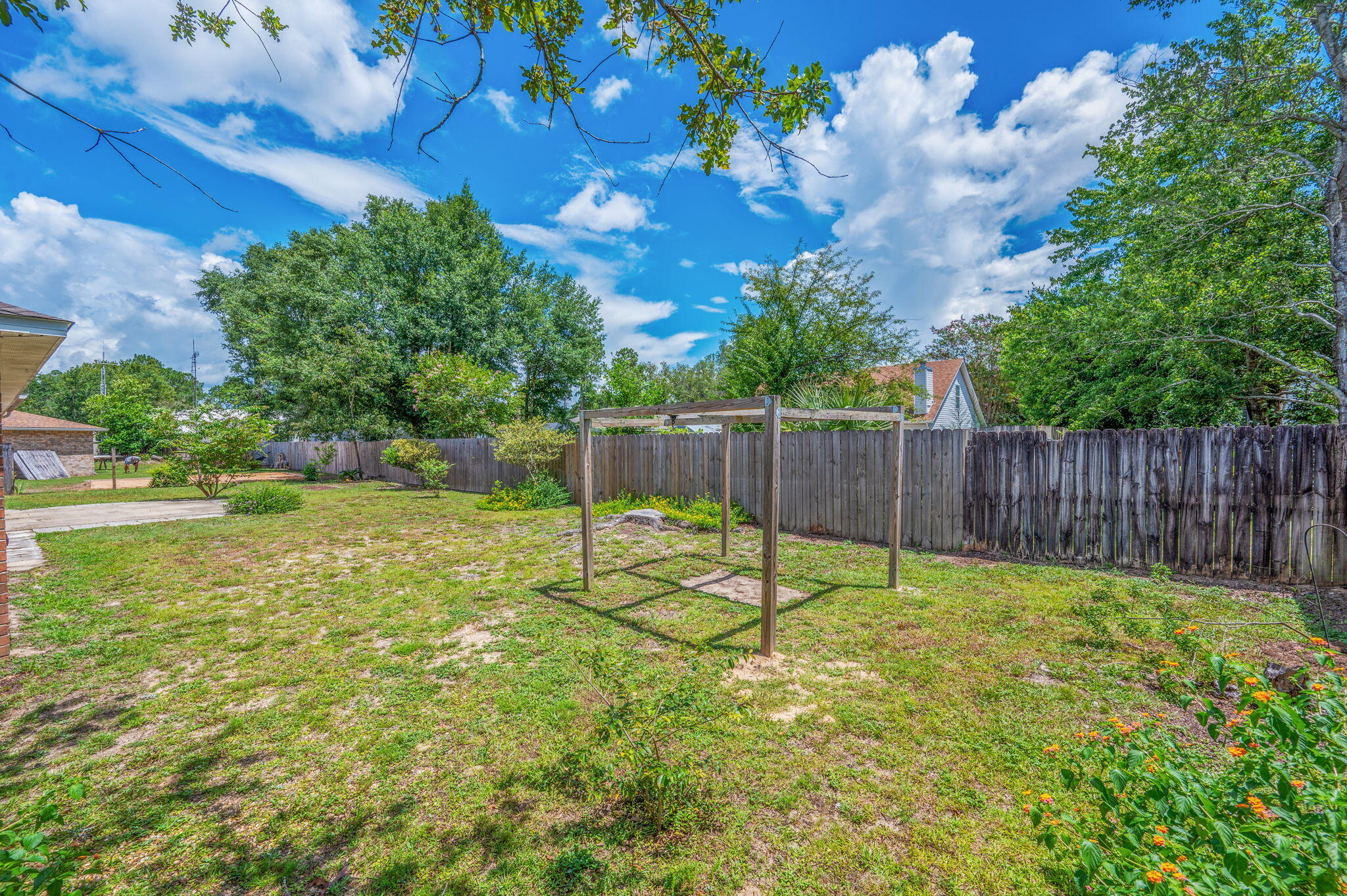 NORTHVIEW ESTATES 7TH ADDN - Residential