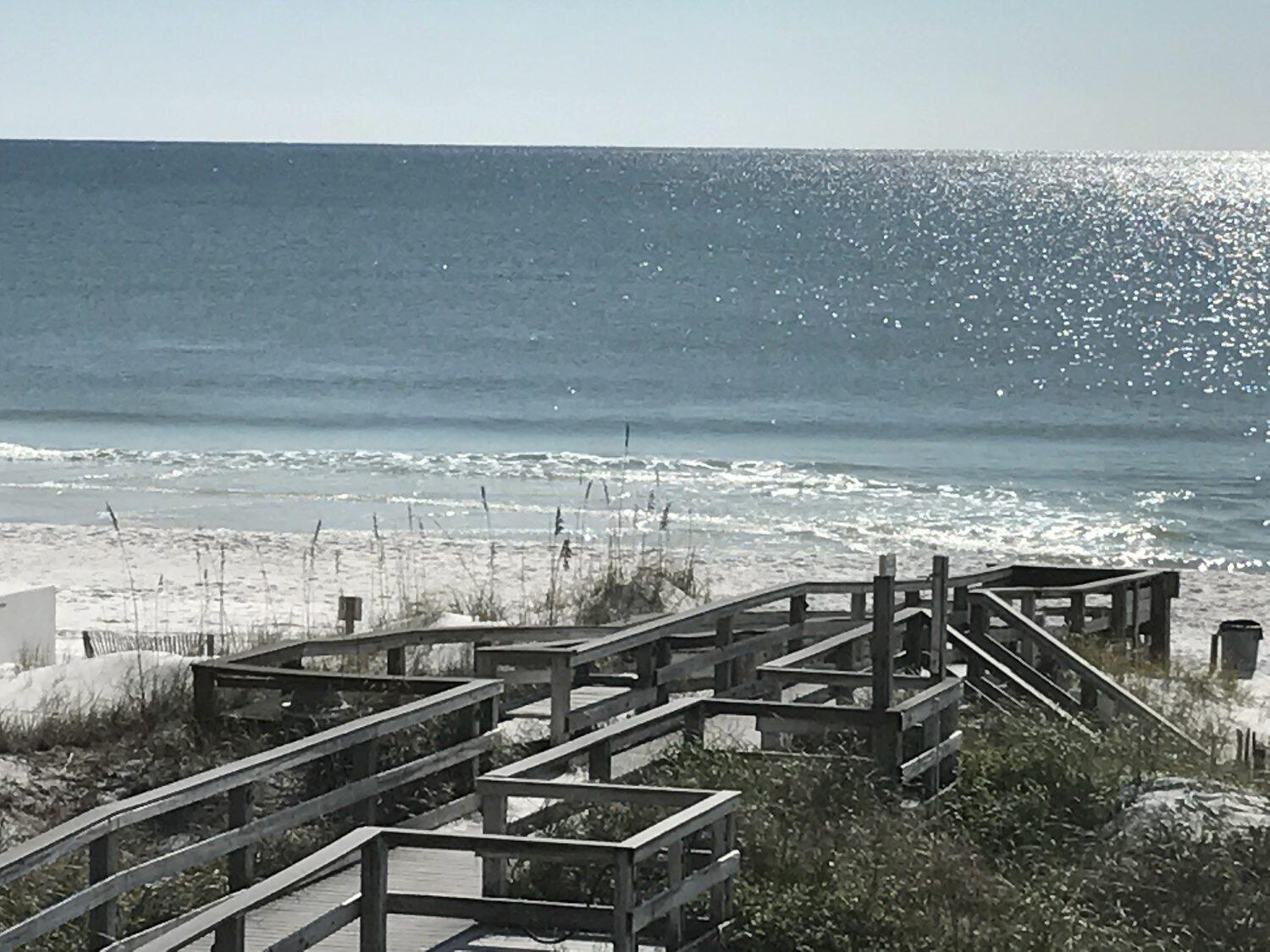 DESTIN WEST BEACH & BAY RESORT-GULFSIDE - Residential