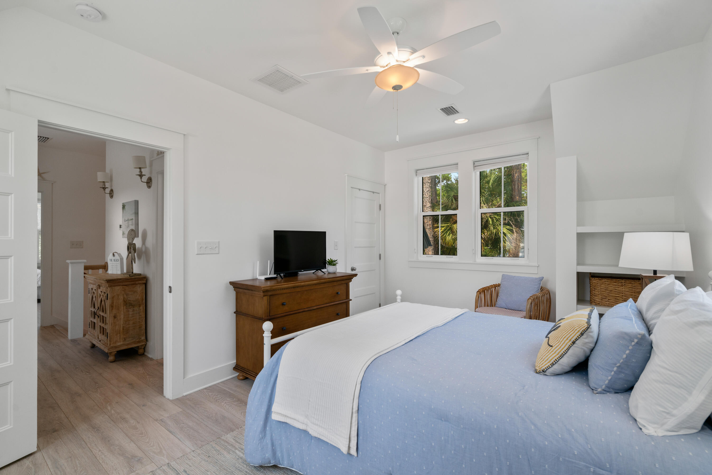 BEACH HIGHLANDS - Residential