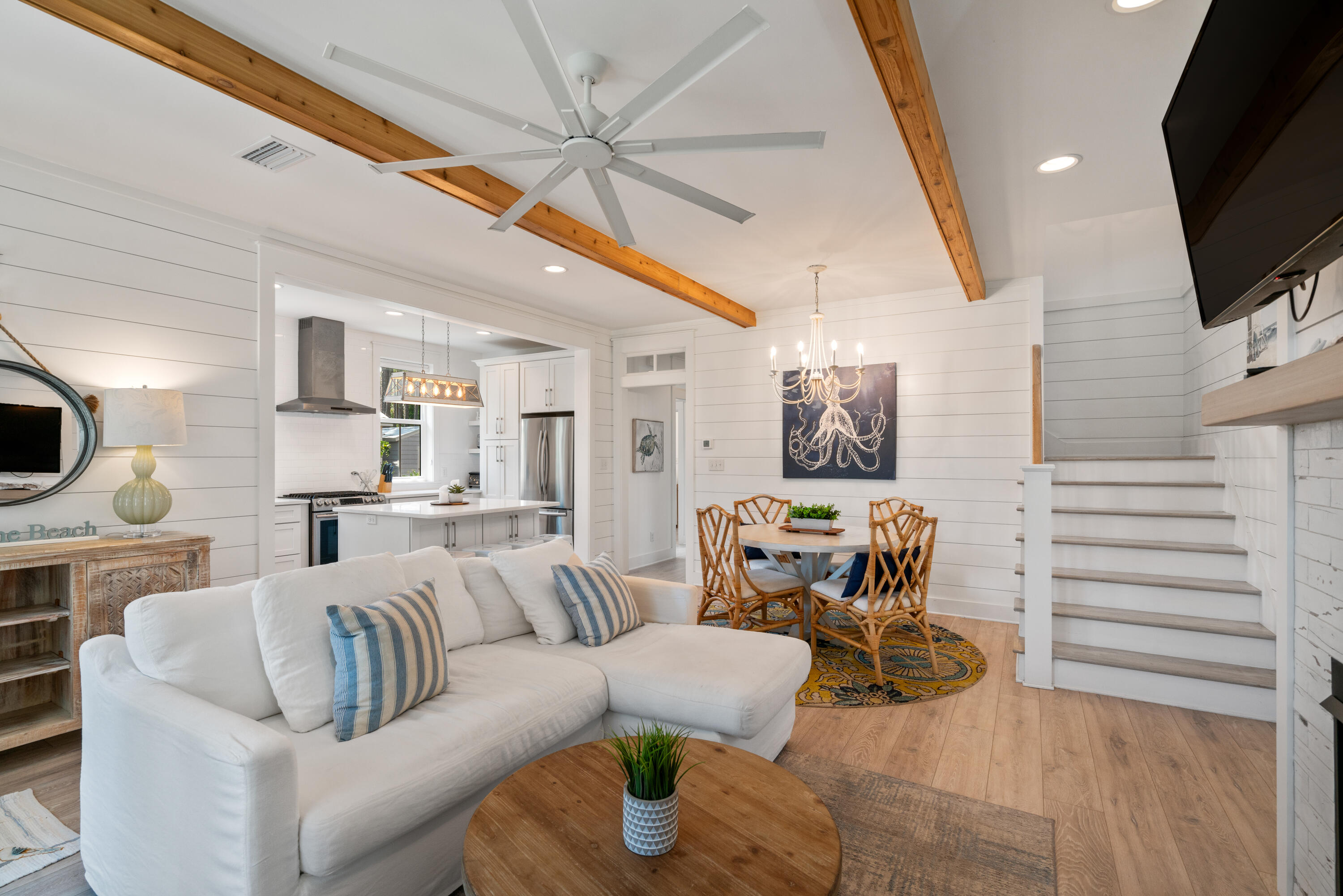 BEACH HIGHLANDS - Residential