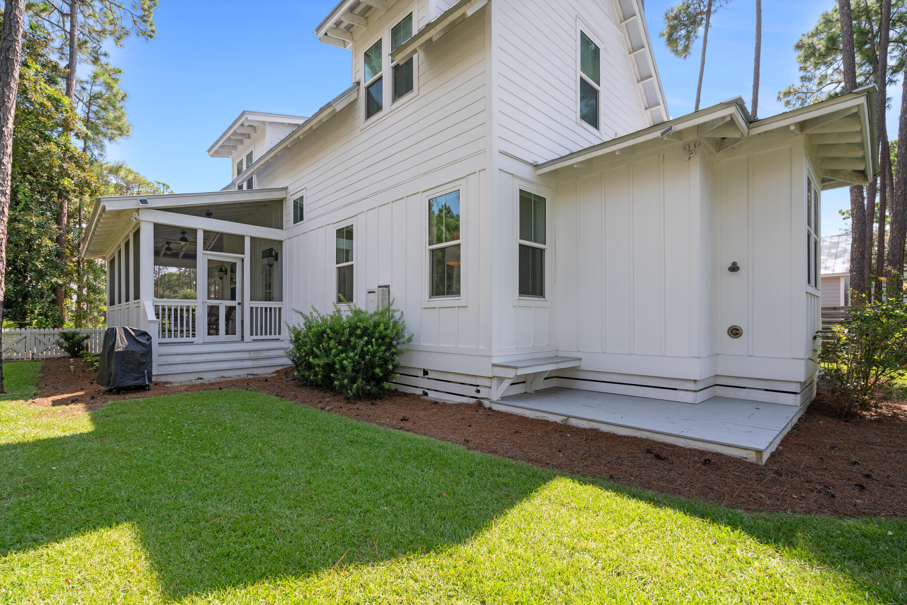 BEACH HIGHLANDS - Residential