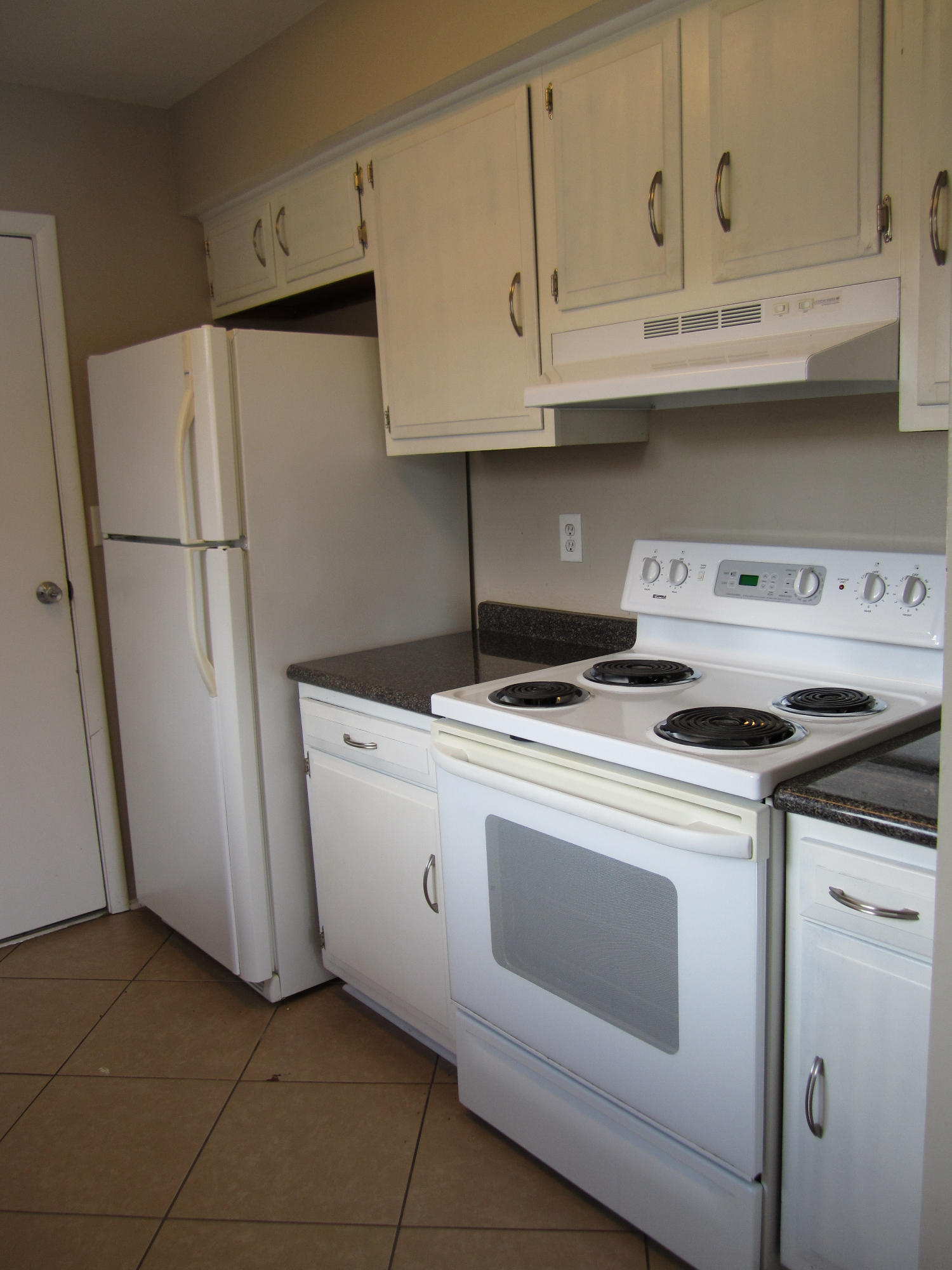 WYNNEHAVEN BEACH ESTATES 1ST ADDN - Residential