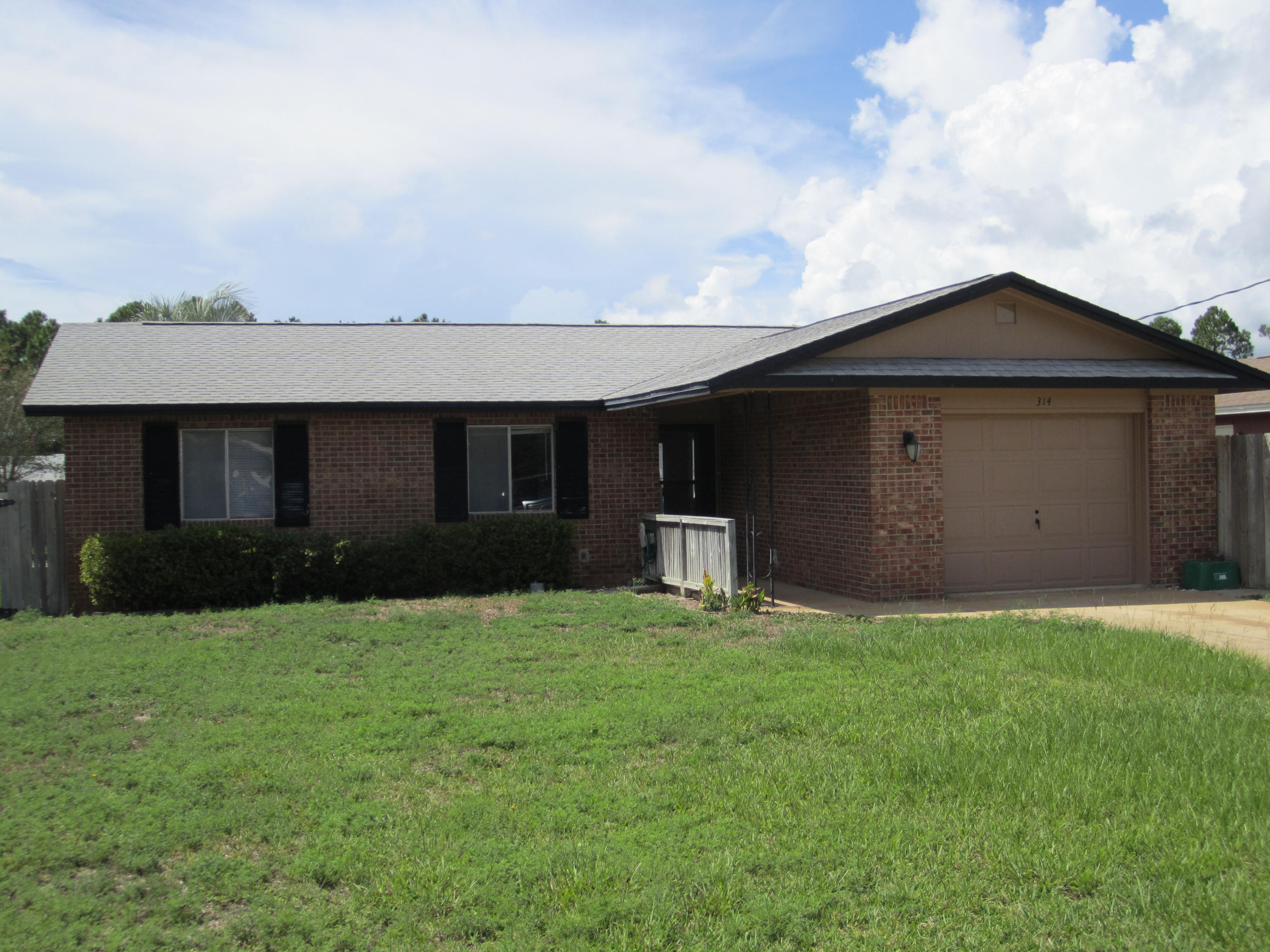 WYNNEHAVEN BEACH ESTATES 1ST ADDN - Residential