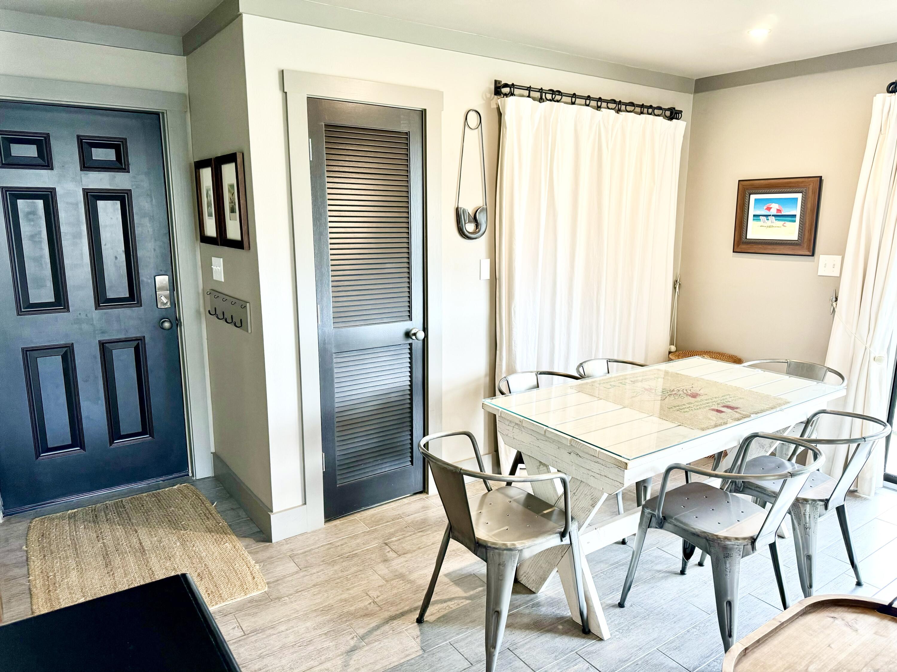 BEACHWOOD VILLAS CONDO - Residential