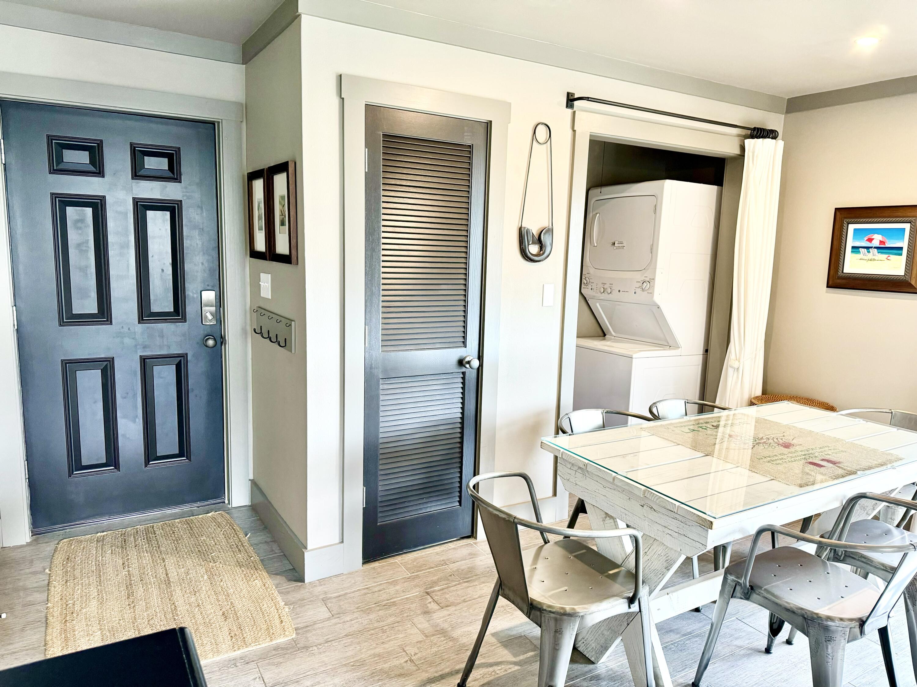 BEACHWOOD VILLAS CONDO - Residential