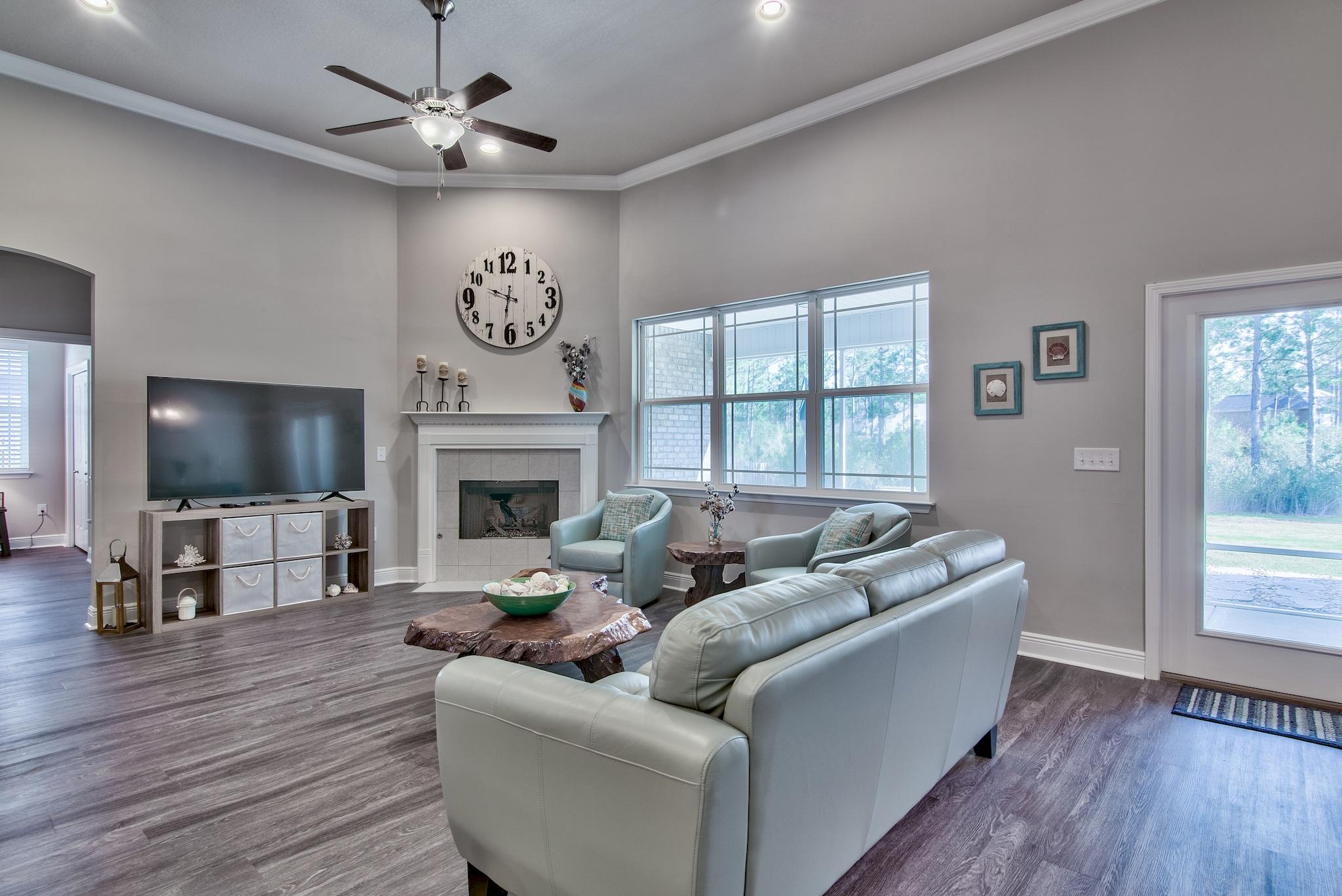 HAMMOCK BAY - Residential