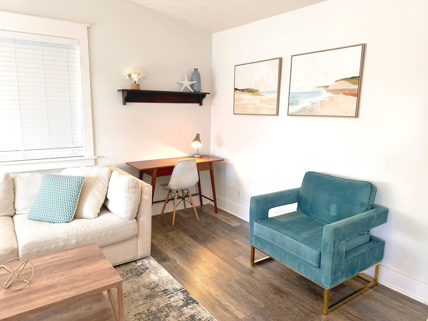 LAGUNA BEACH - Residential