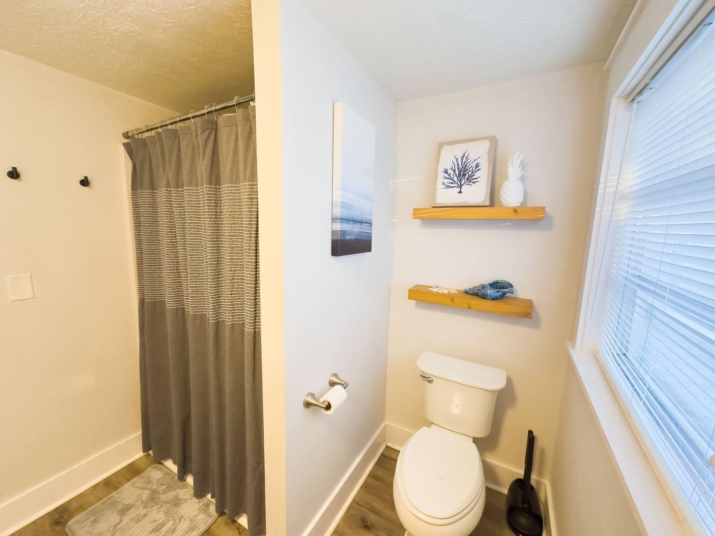 LAGUNA BEACH - Residential