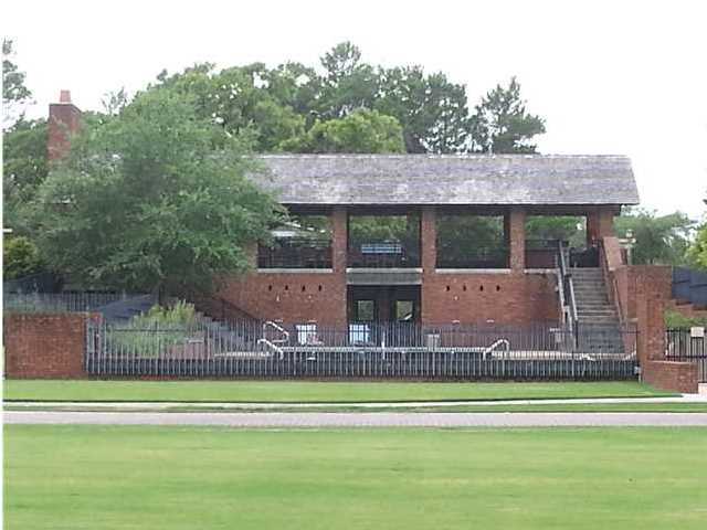 FOREST LAKES - Residential