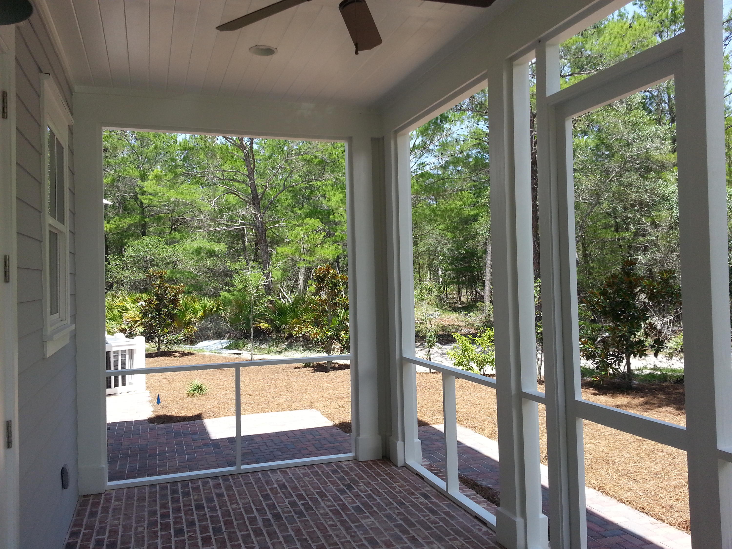 FOREST LAKES - Residential