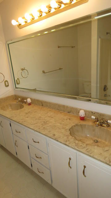 MARINERS COVE - Residential