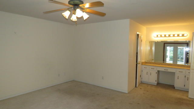 MARINERS COVE - Residential