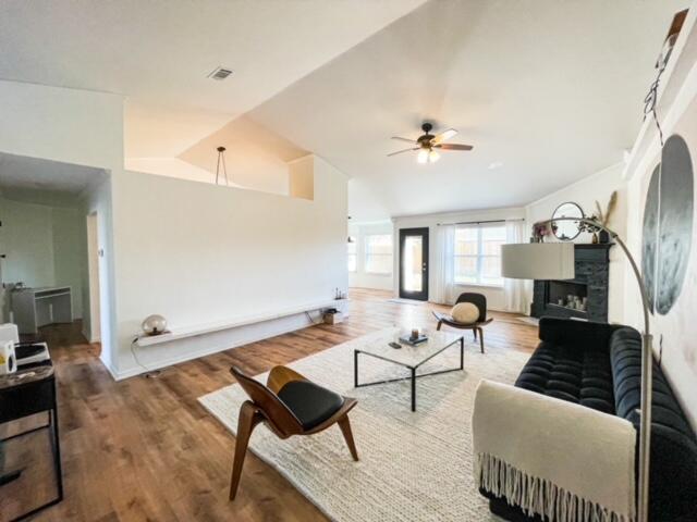 SUNDIAL ESTATES - Residential