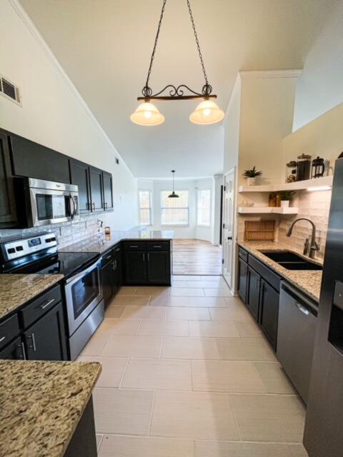 SUNDIAL ESTATES - Residential