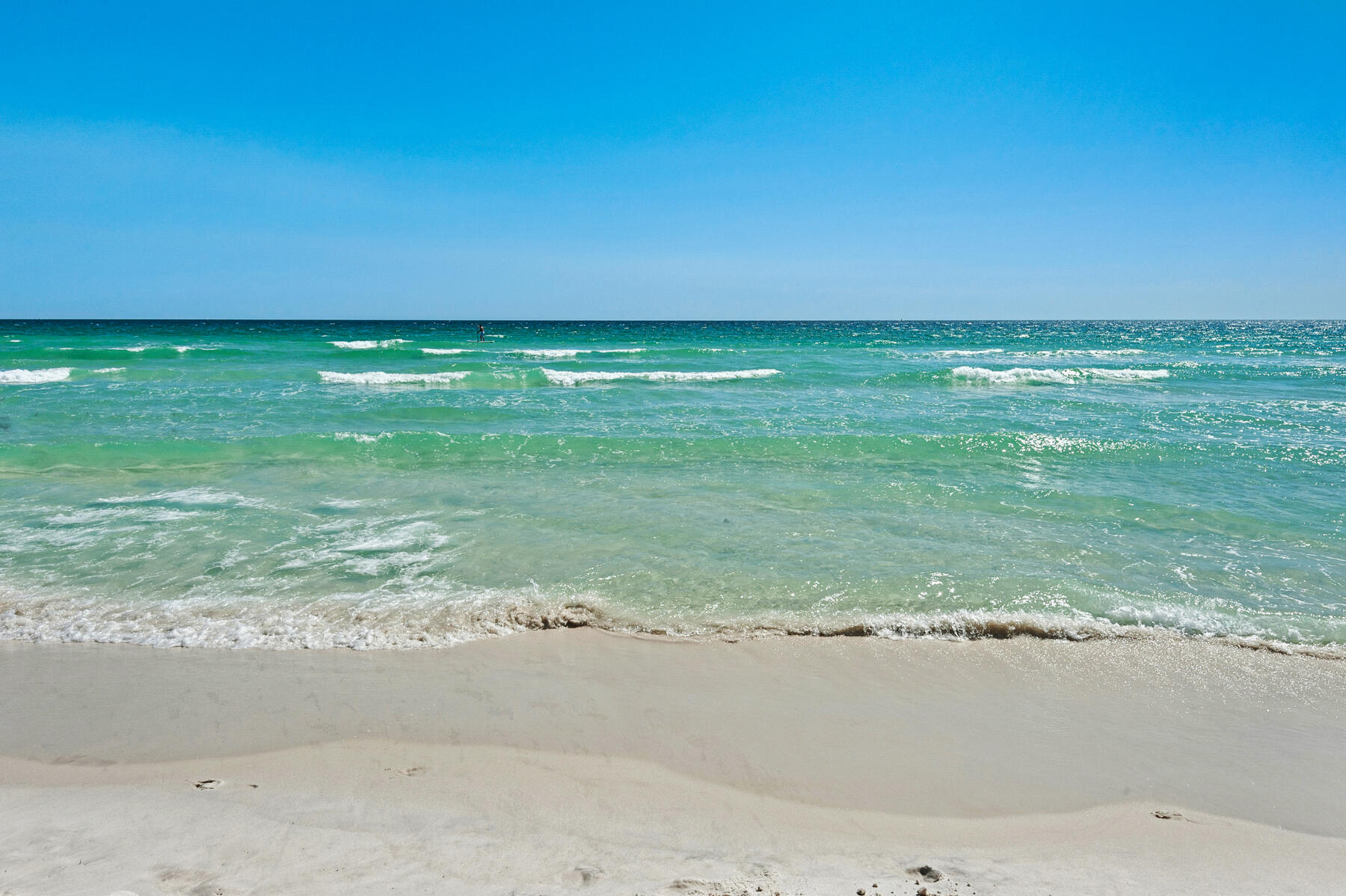 EL MATADOR CONDO - Residential