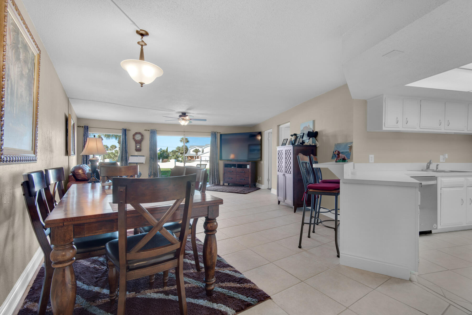 EL MATADOR CONDO - Residential