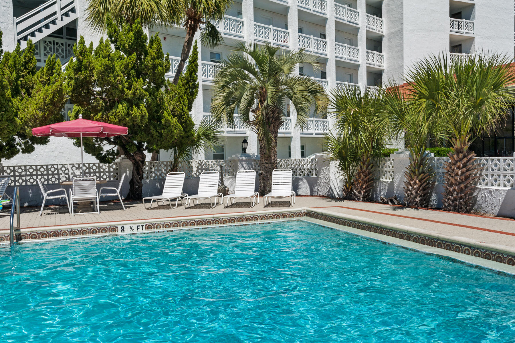 EL MATADOR CONDO - Residential