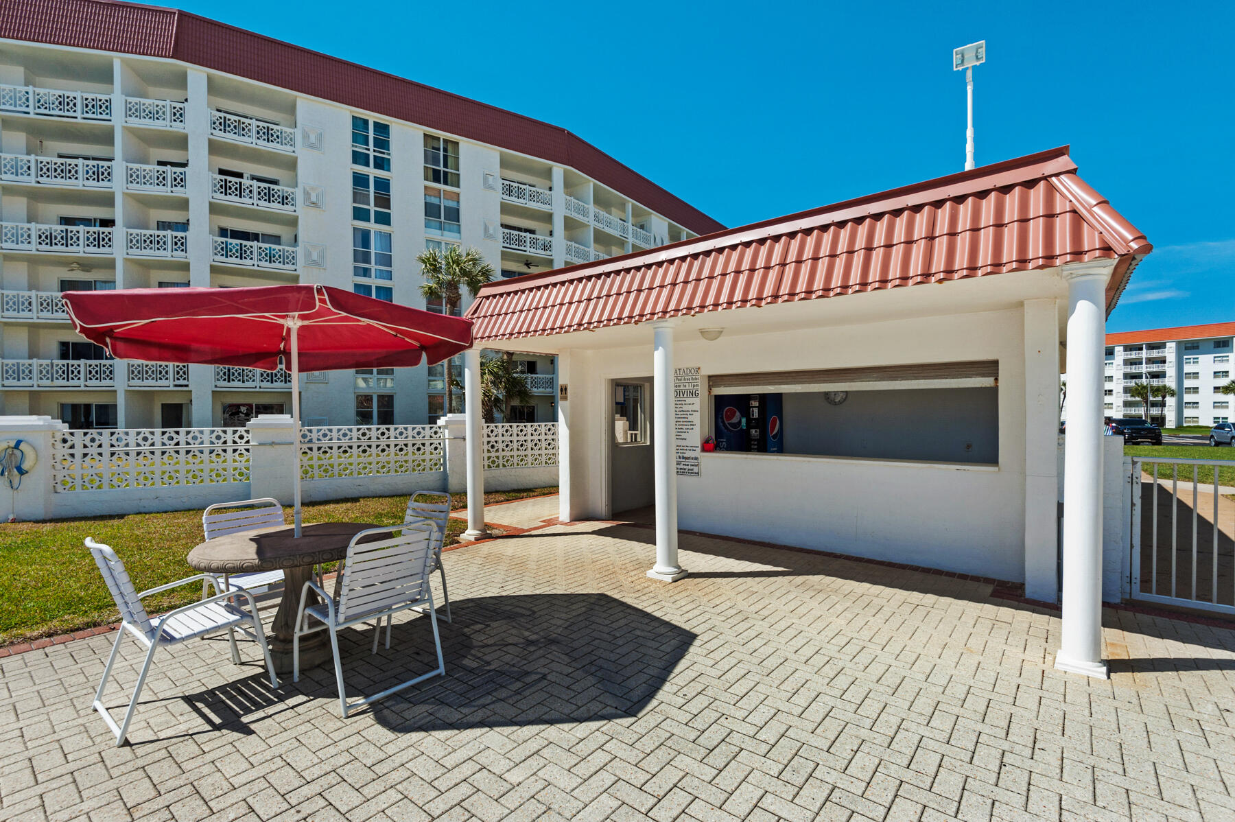 EL MATADOR CONDO - Residential