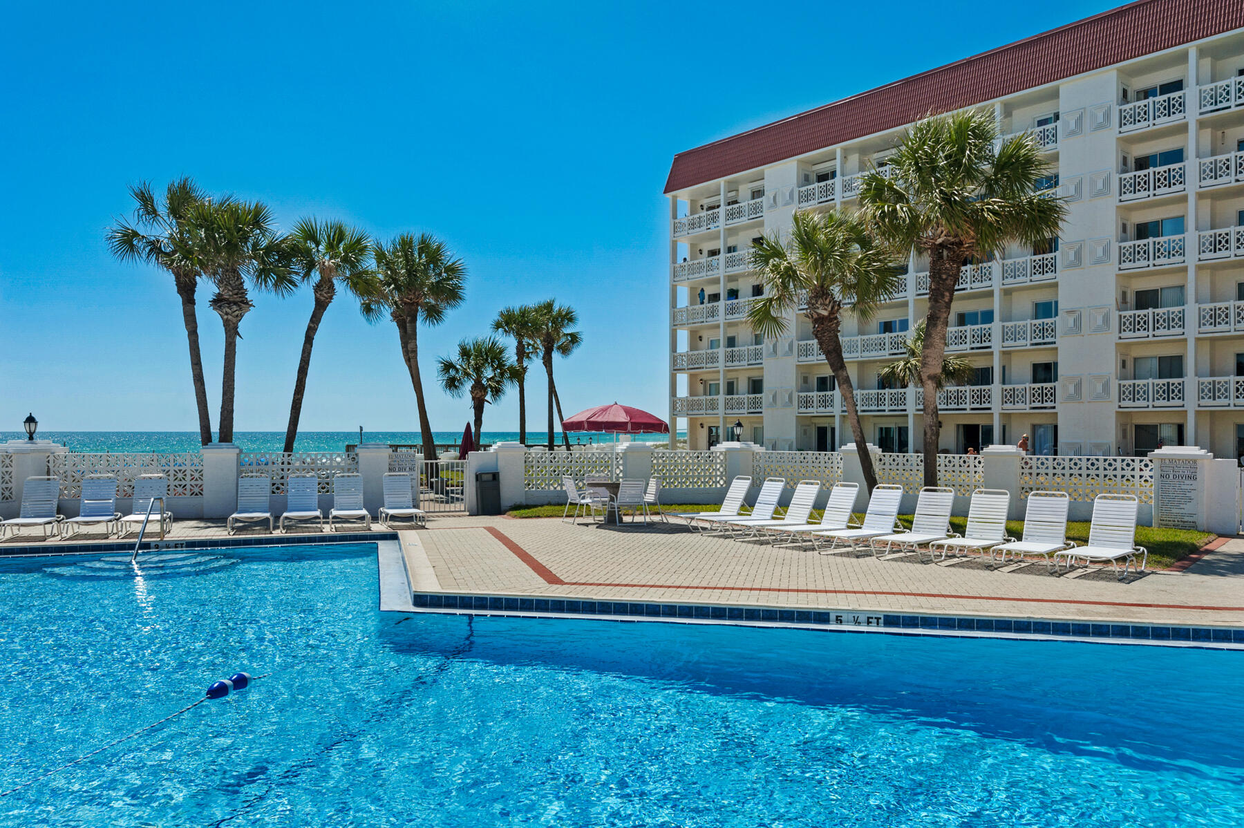 EL MATADOR CONDO - Residential