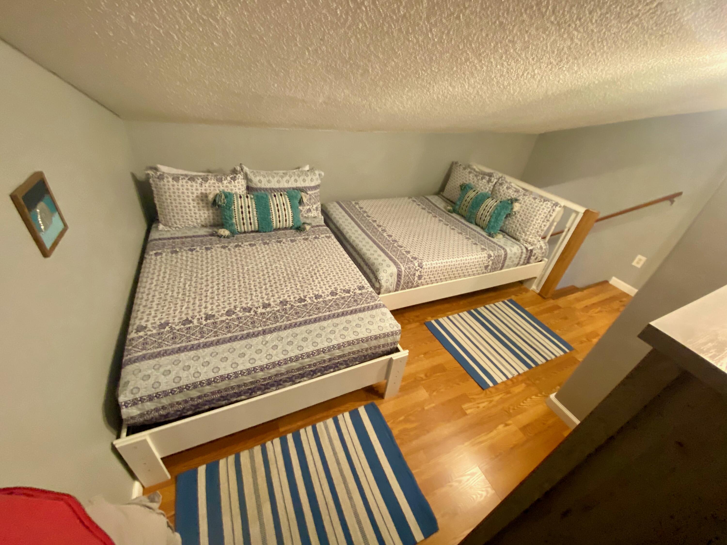 COMMODORES LANDING - Residential