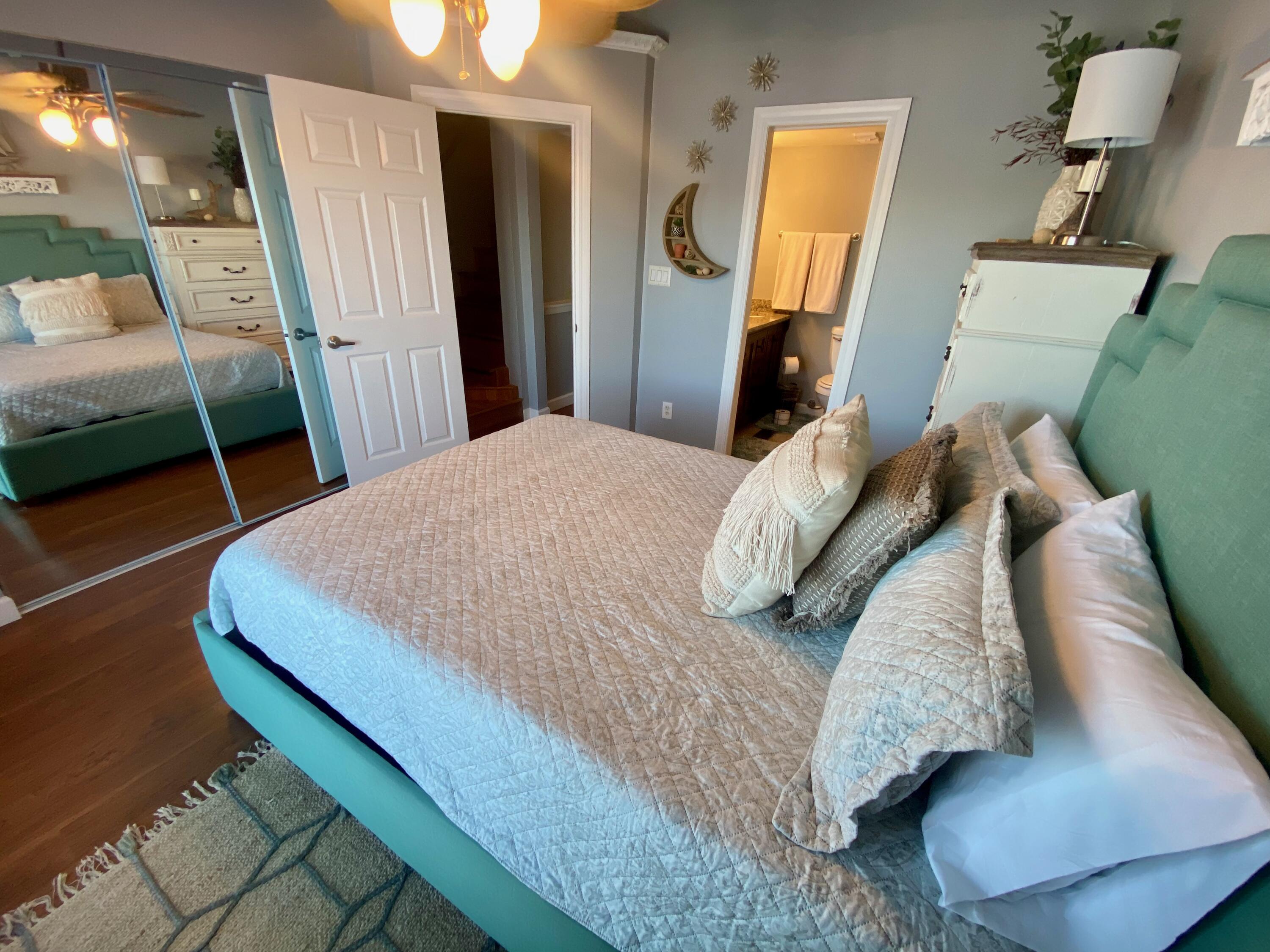 COMMODORES LANDING - Residential