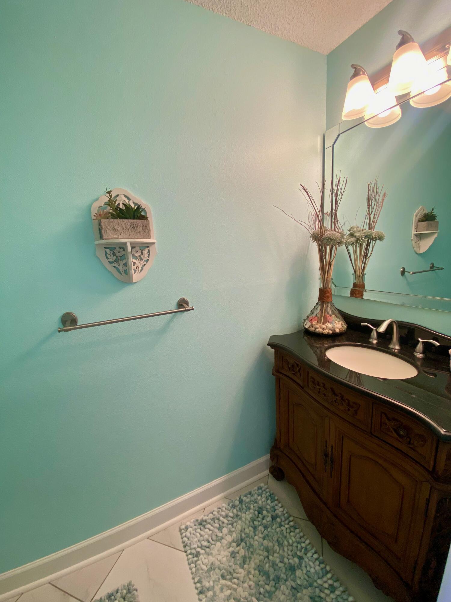 COMMODORES LANDING - Residential