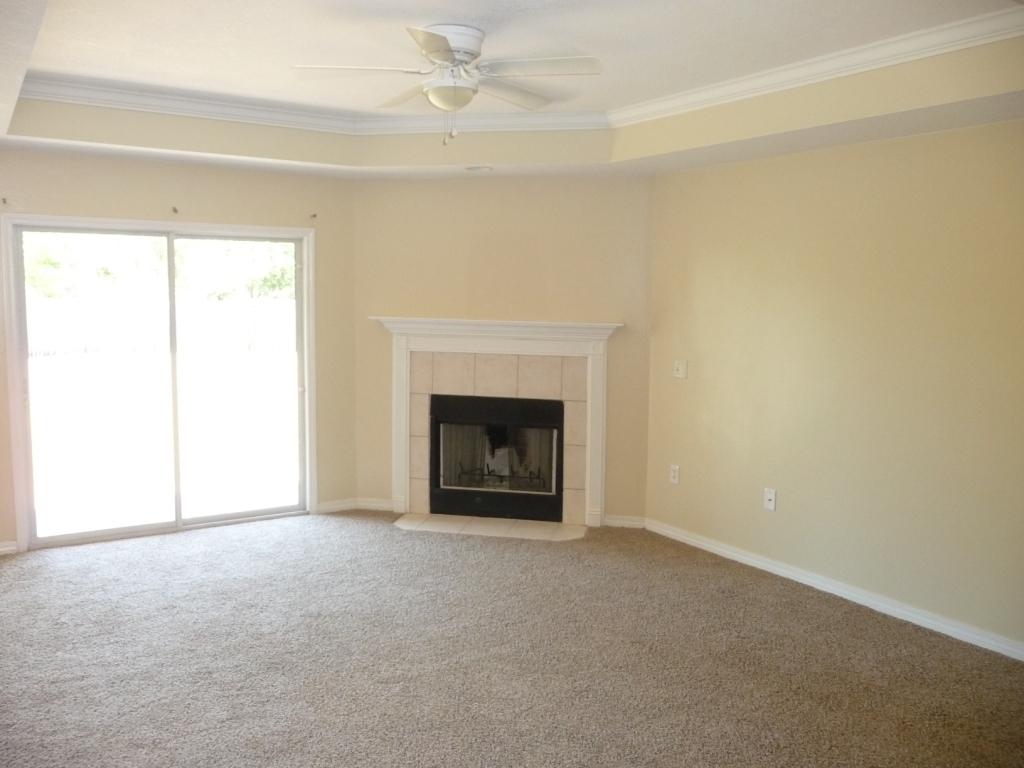 VILLA TASSO TOWN OF - Residential