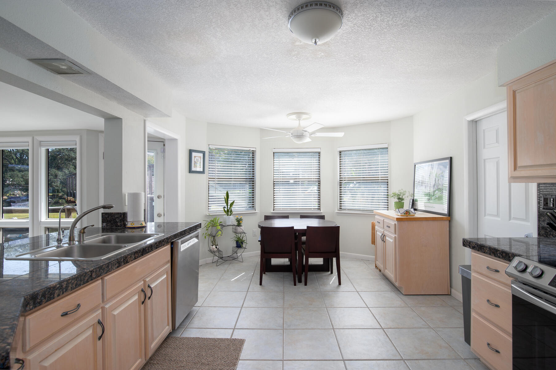 LAKESIDE S/D - Residential
