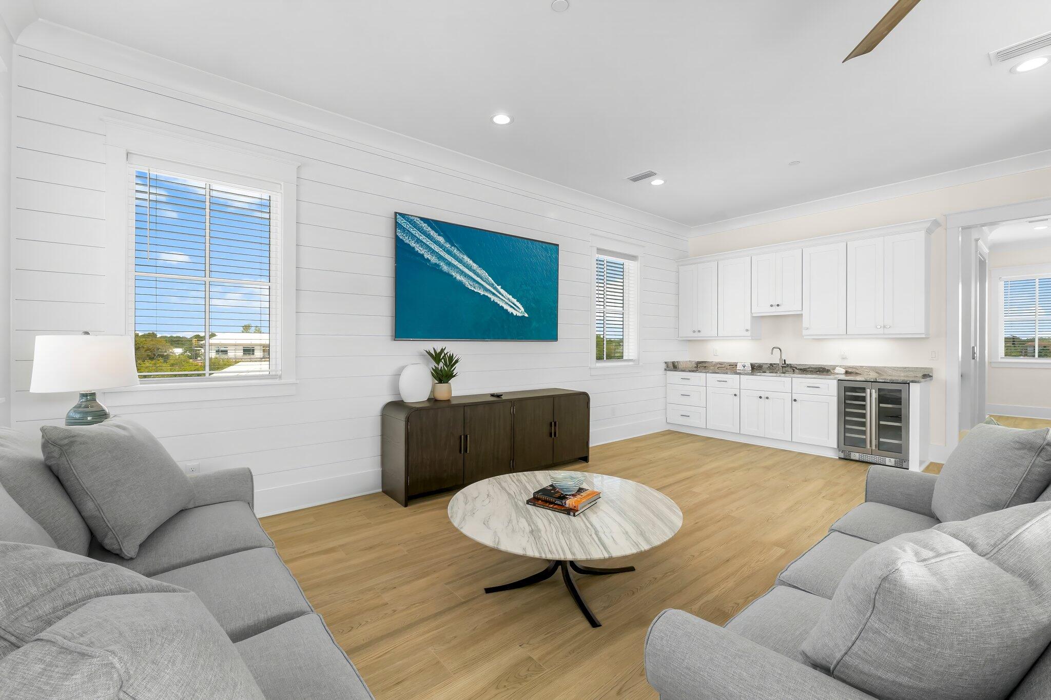 TANG-O-MAR S/D UNREC - Residential