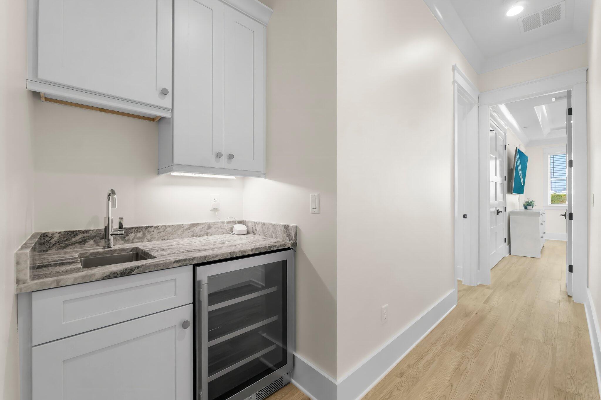 TANG-O-MAR S/D UNREC - Residential