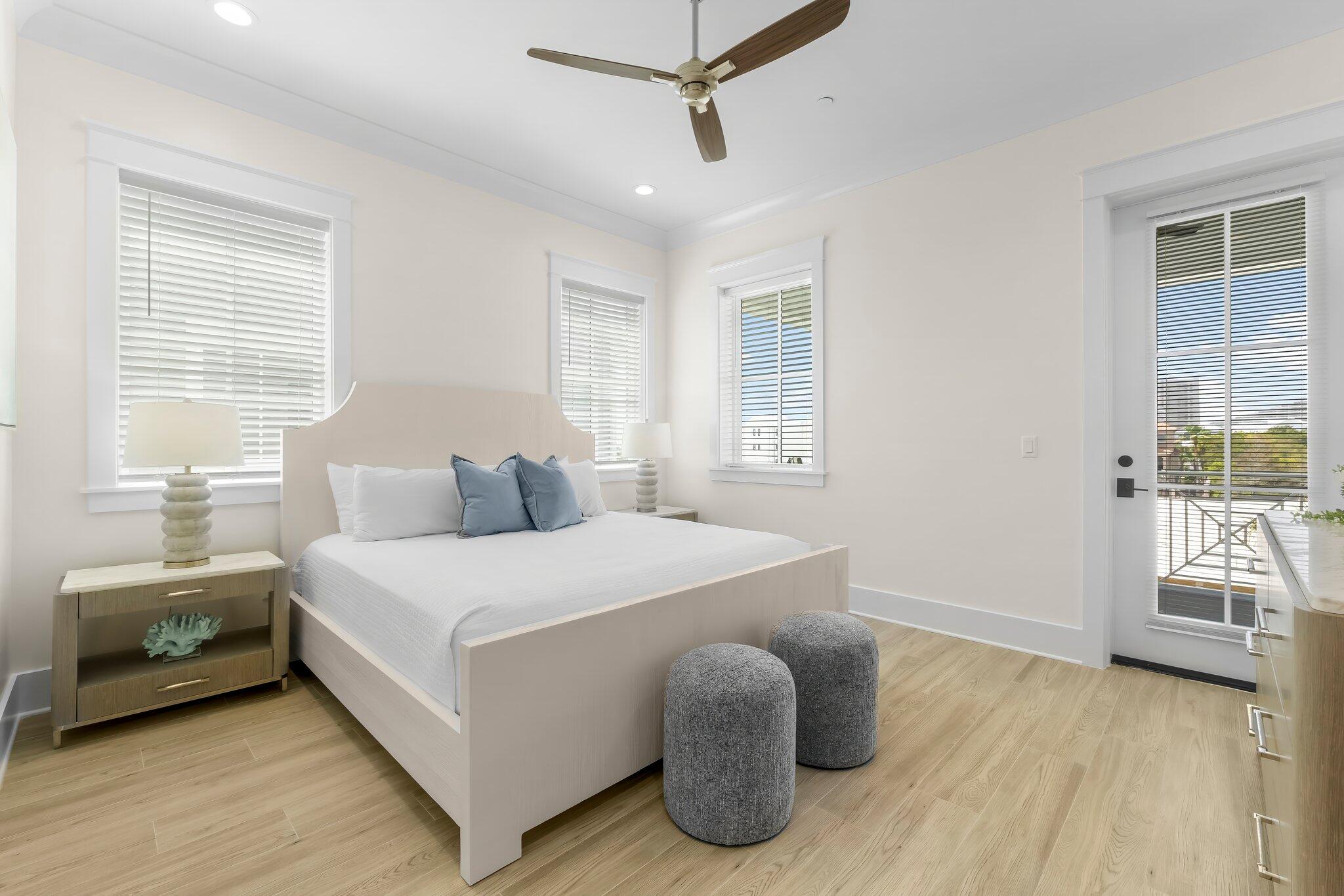 TANG-O-MAR S/D UNREC - Residential